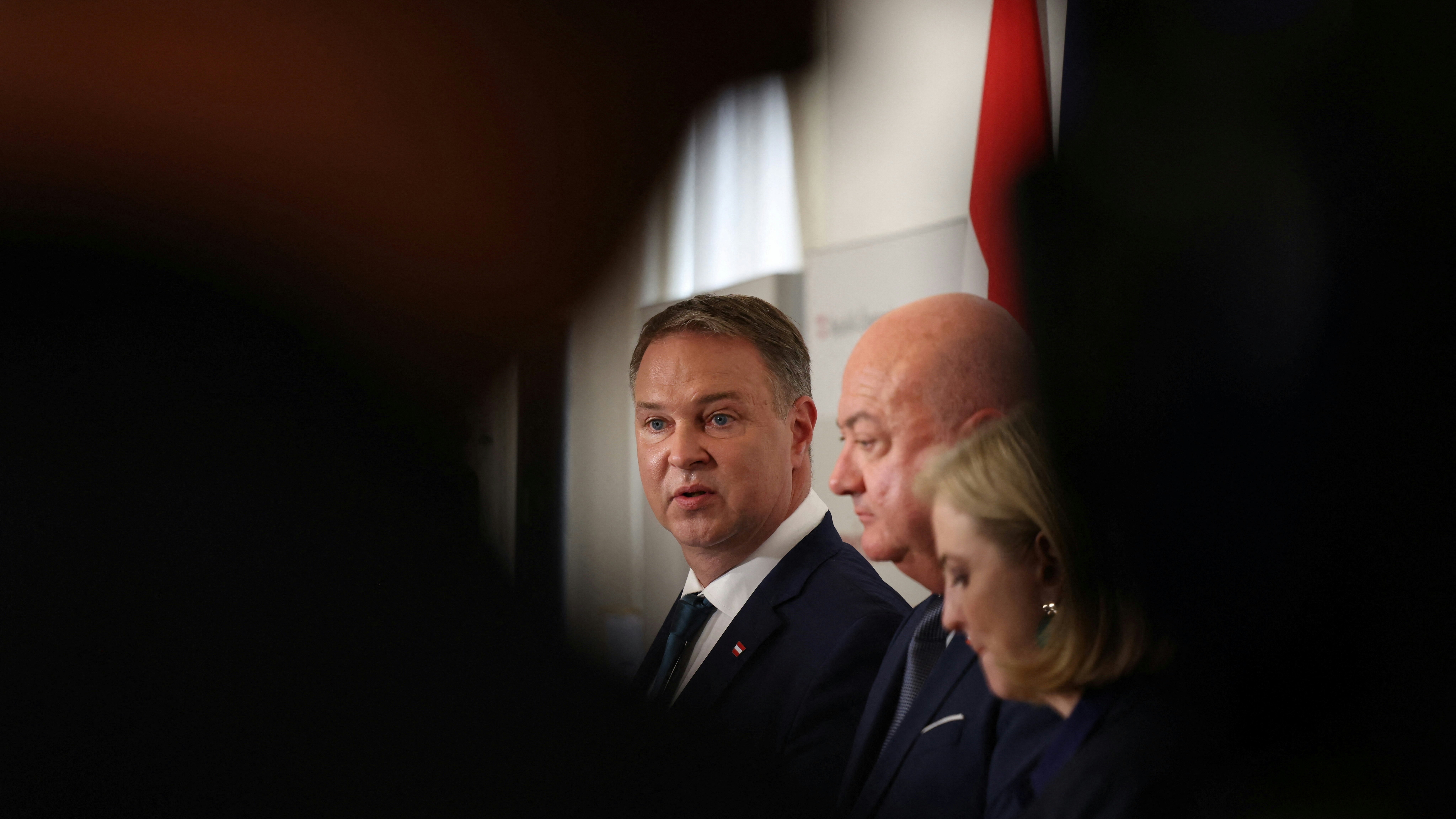 Die Rabattliste, zwei große Bier und "Hudriwudri"