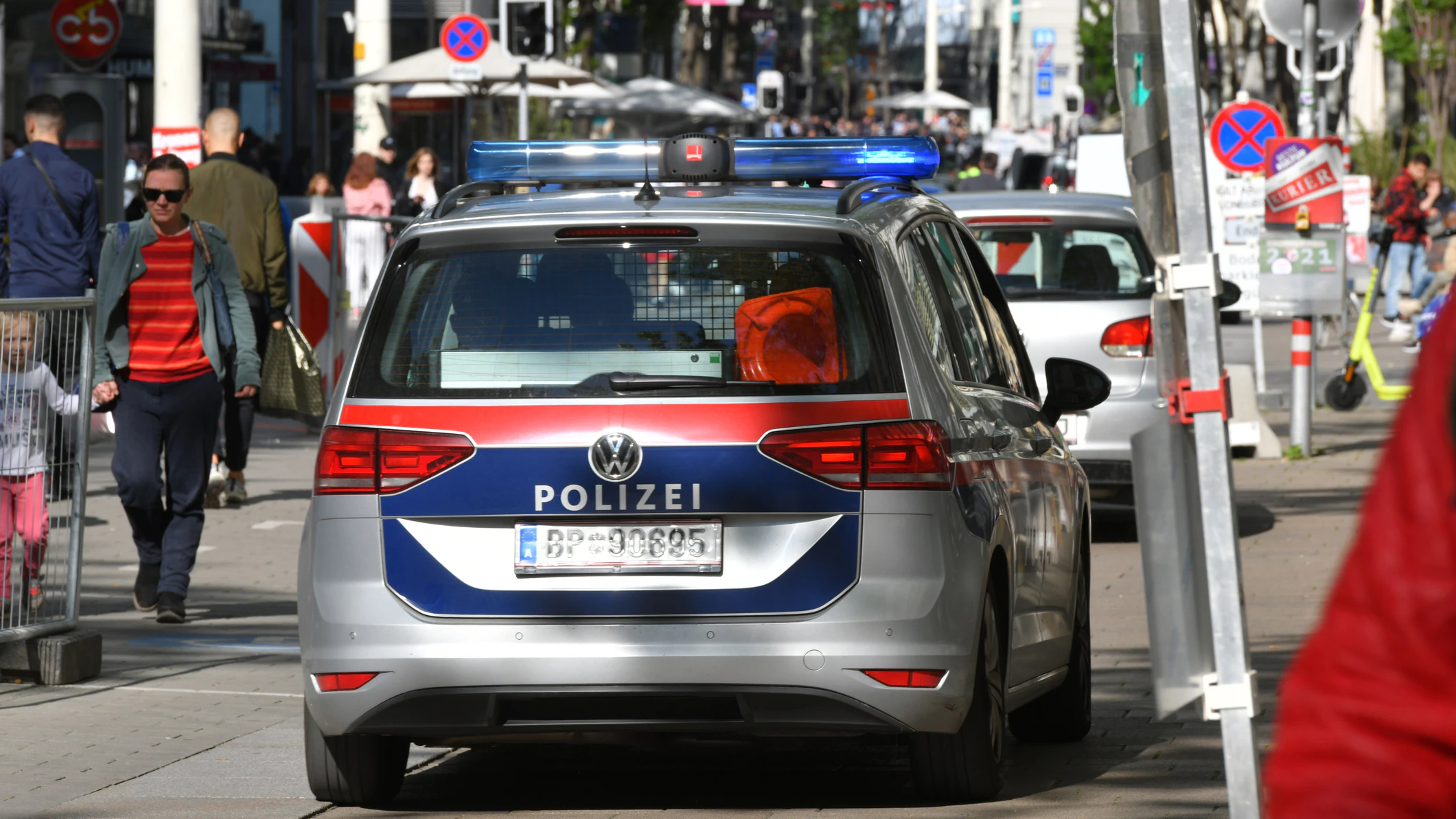 Die Frau wollte die Polizei nicht hereinlassen. (Symbolbild)