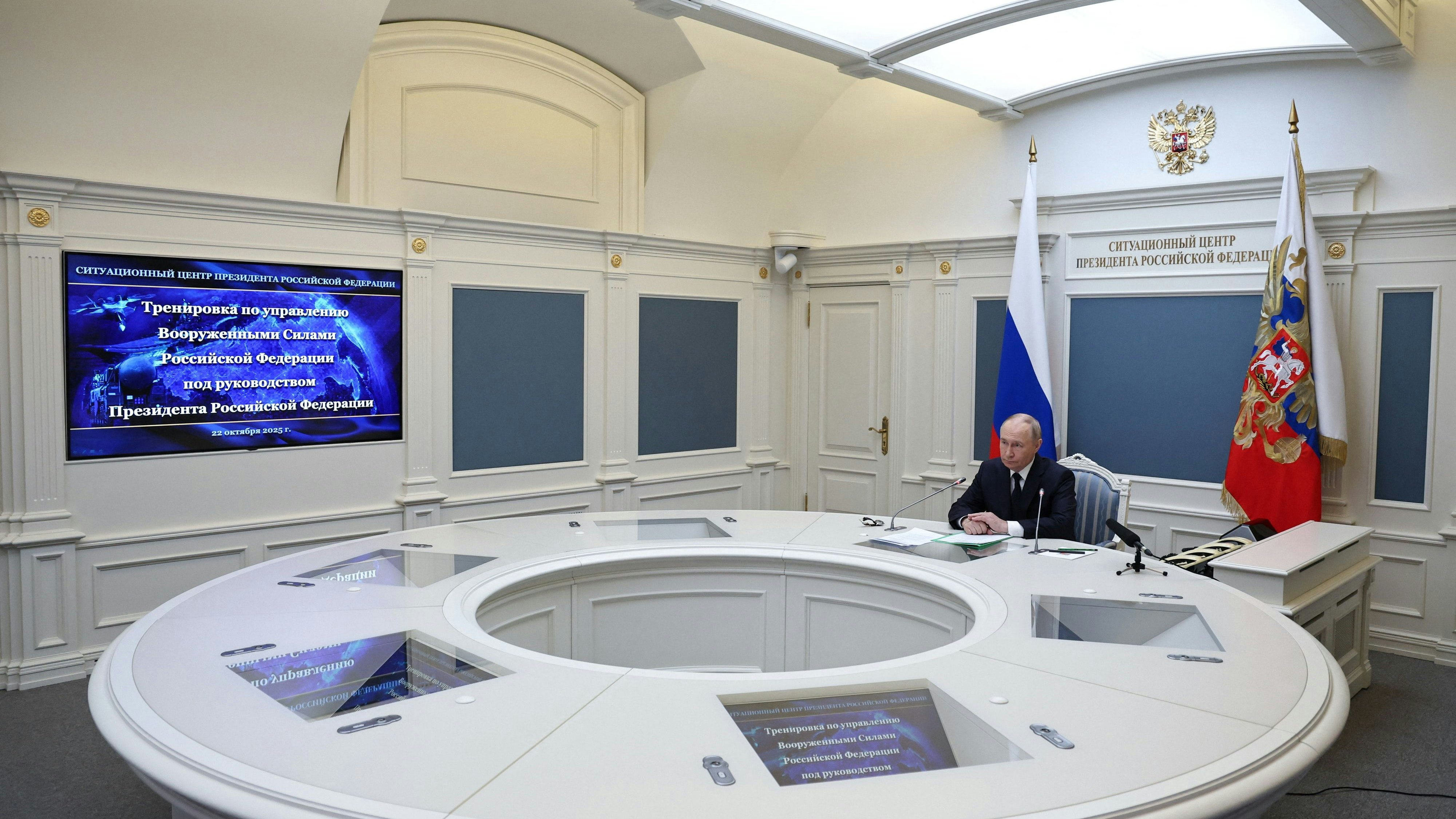 Mit seinem Militärmanöver Mitte Oktober, in dessen Rahmen auch Nuklearwaffe getestet wurde, sorgte Putin im Westen für Unruhe