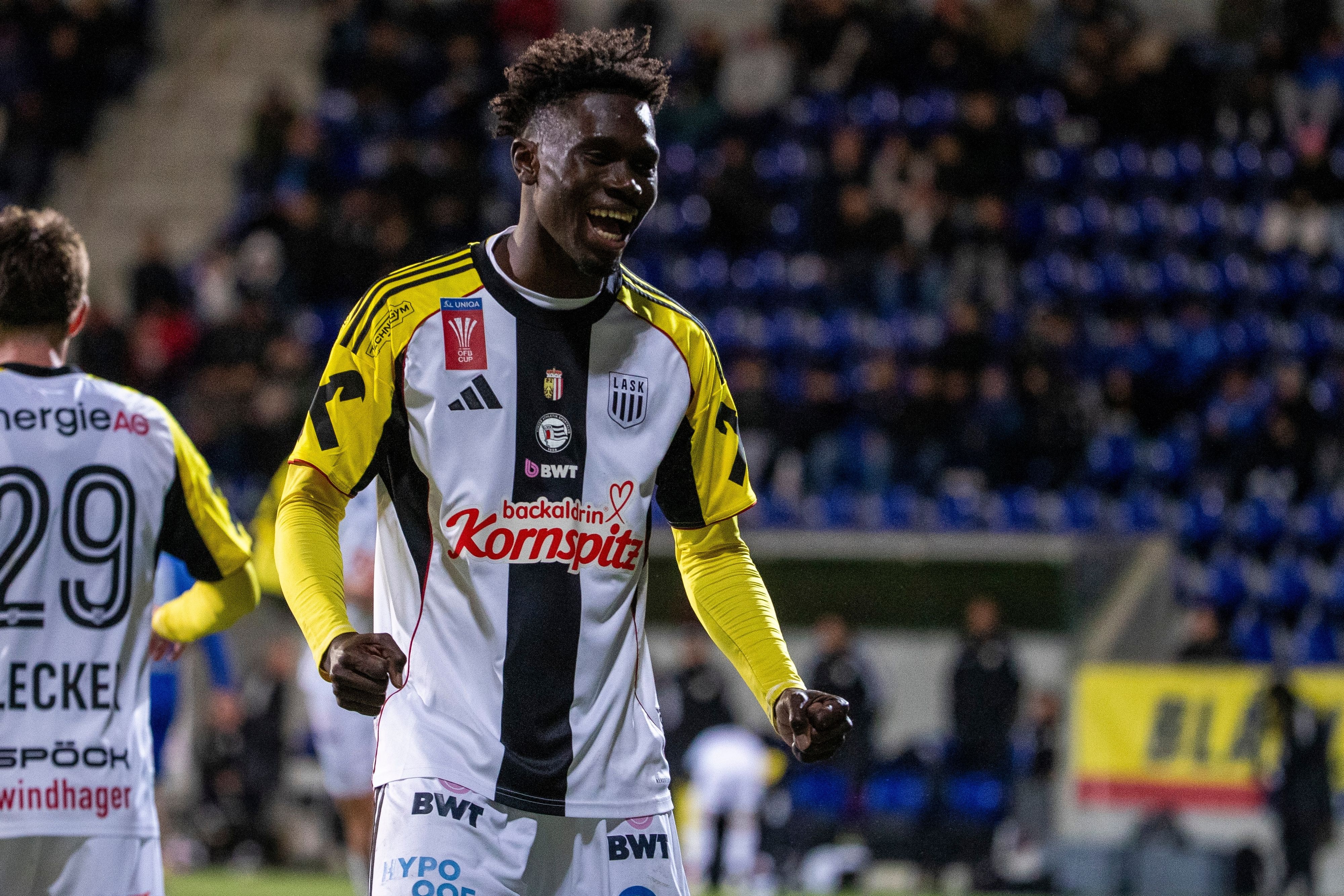 Der LASK jubelt über den Aufstieg im ÖFB-Cup. 