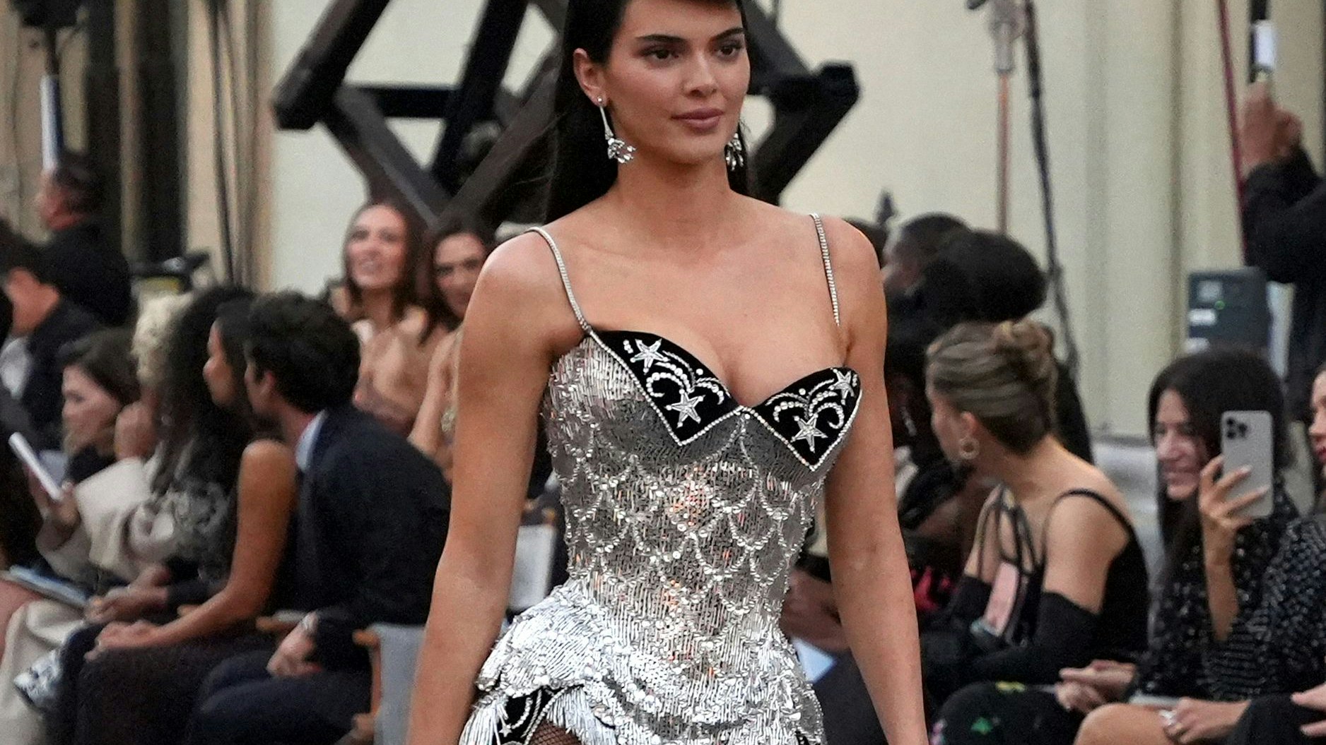 Heute.at - Glitzer-Saft & Glamour zum Swarovski-Geburtstag!