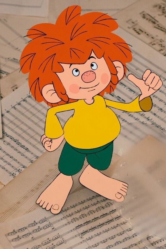Sieht aus, macht Spaß und klingt sogar wie in den 1980er-Jahren: Der rothaarige Kobold in "Pumuckl und das große Missverständnis"