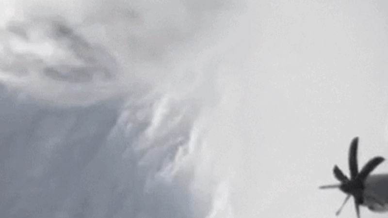 Heute.at - Jamaika steht unter Wasser - Hurrikan zieht nach Kuba