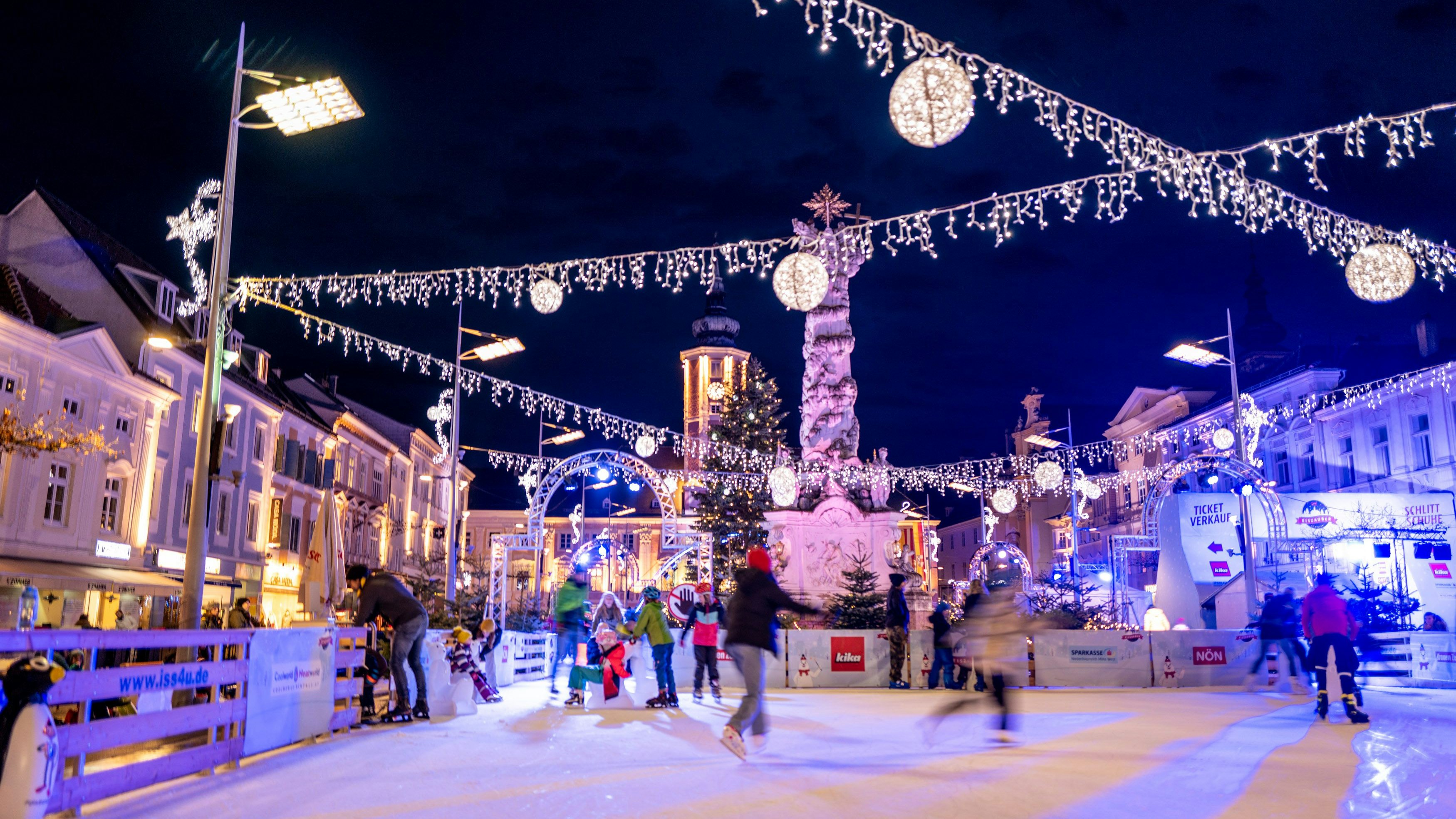 Heute.at - Ortswechsel – neuer Eislaufspaß heuer am Domplatz
