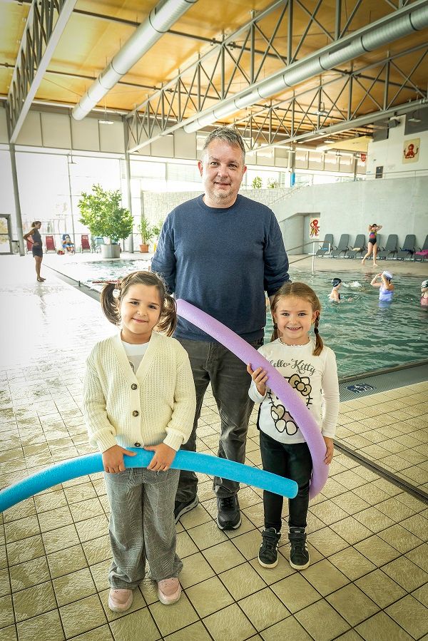 Ausgewählte Kinder dürfen sich über freien Bad-Eintritt freuen.