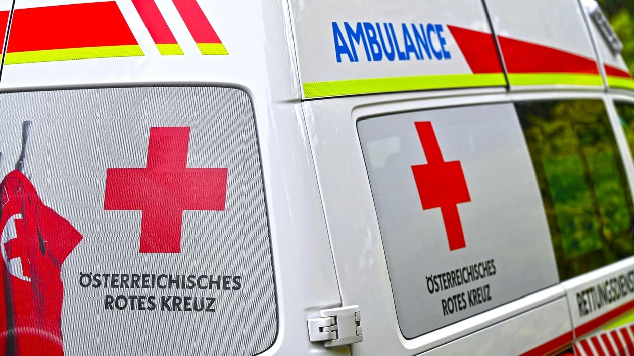 Heute.at - Vater und Tochter haben bei Crash keine Chance