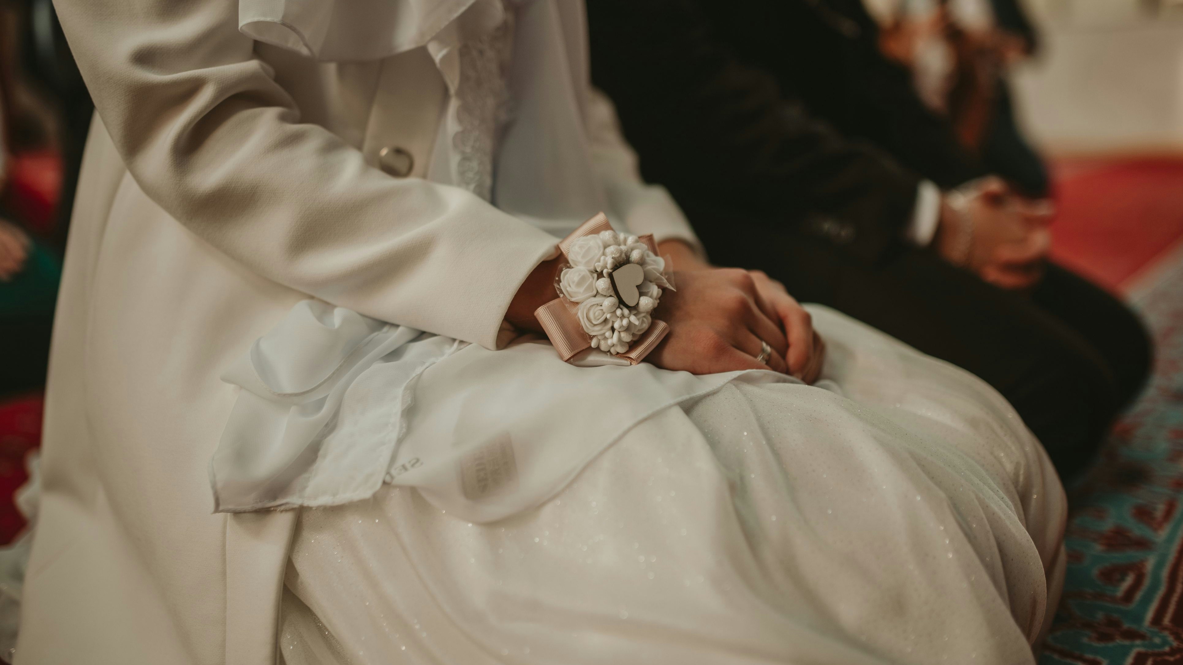 Heute.at - Syrer trickst mit Blitz-Ehe Österreichs System aus