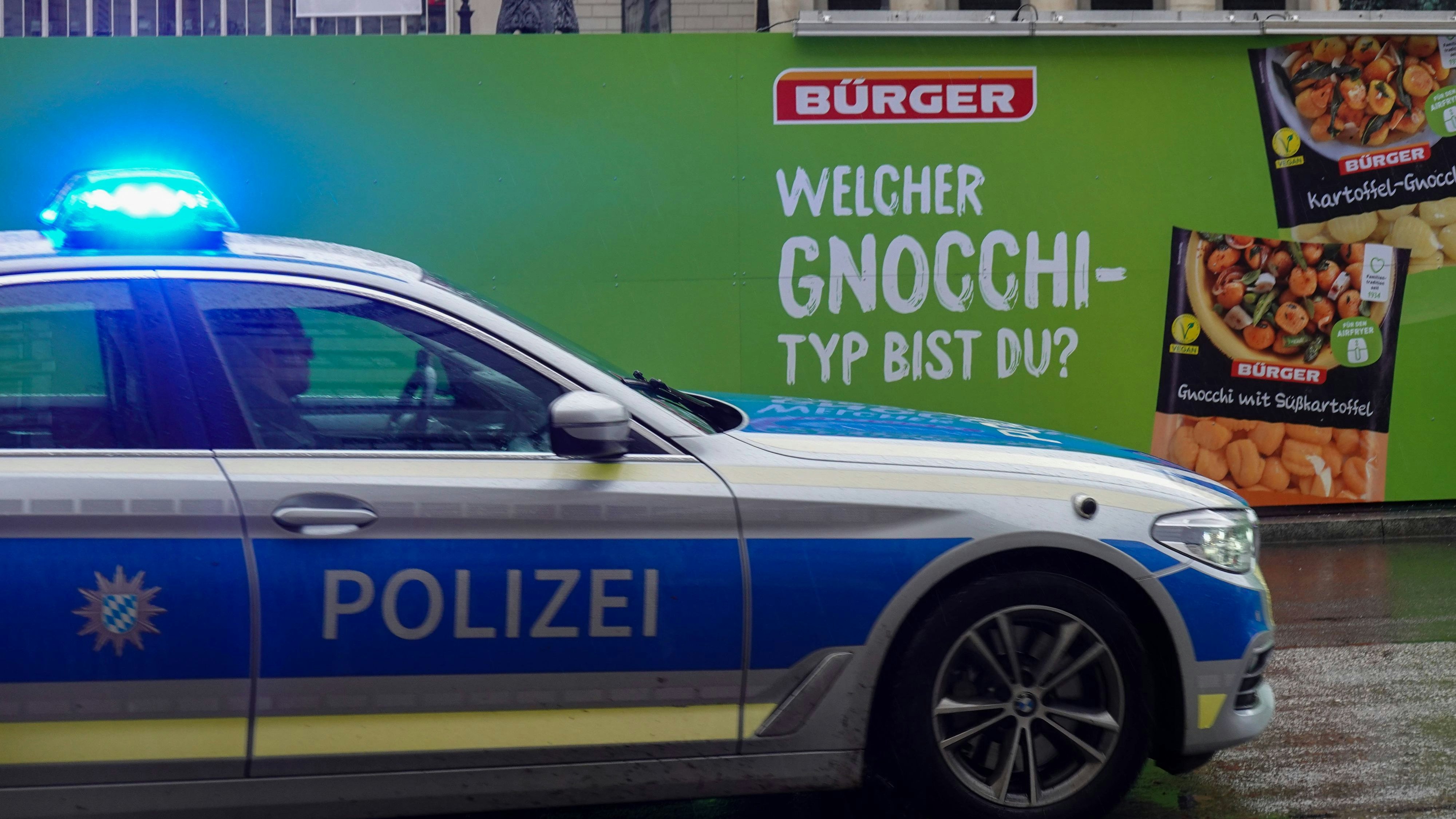 Heute.at - Großeinsatz wegen Kind mit Plastikschwert in Bayern