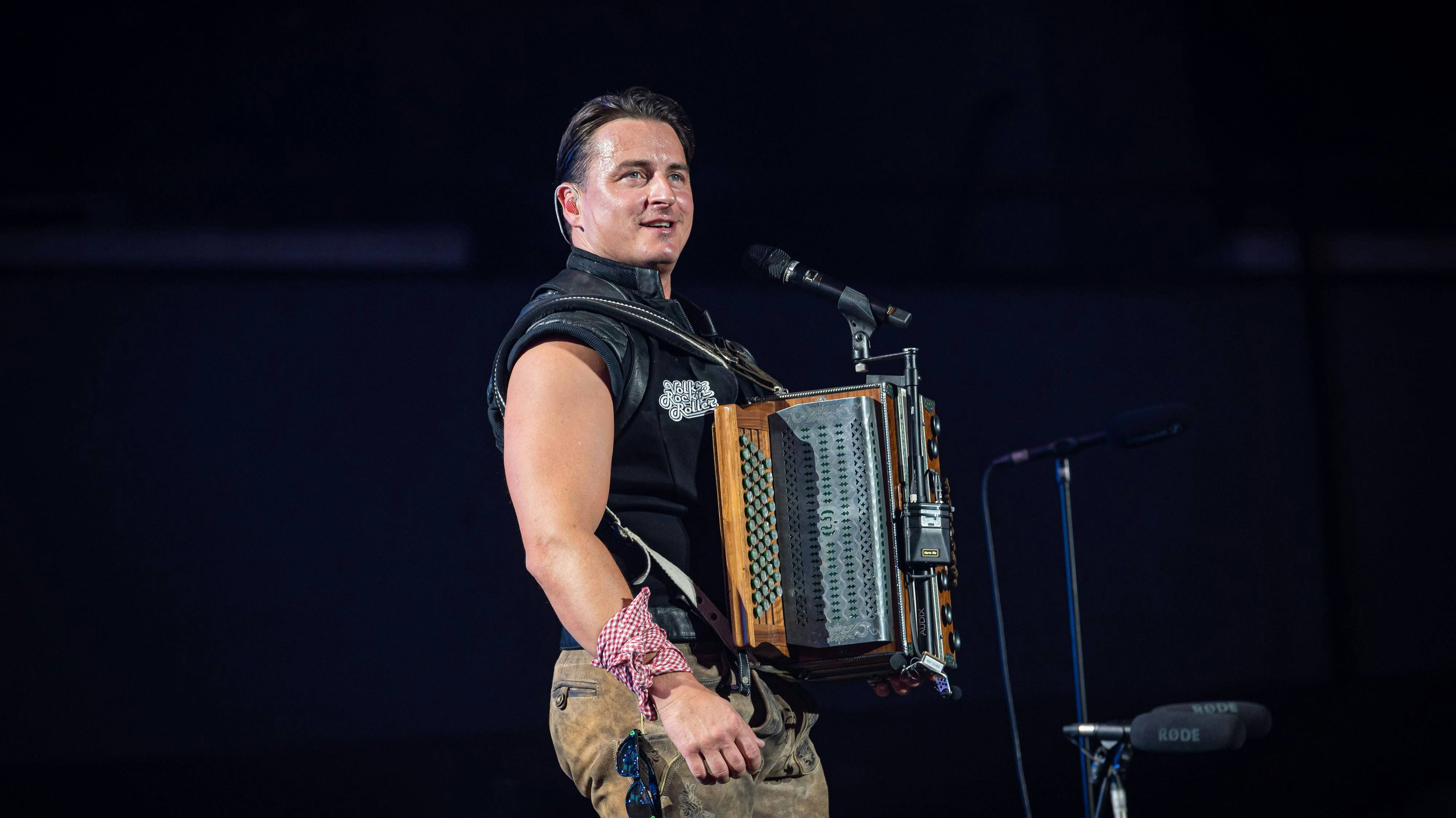 Heute.at - Mitten bei Gabaliers Wien-Show: BH fliegt auf Bühne
