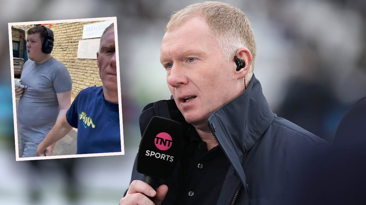 Englands Tennis-Ikone Paul Scholes und sein Sohn Aiden. 