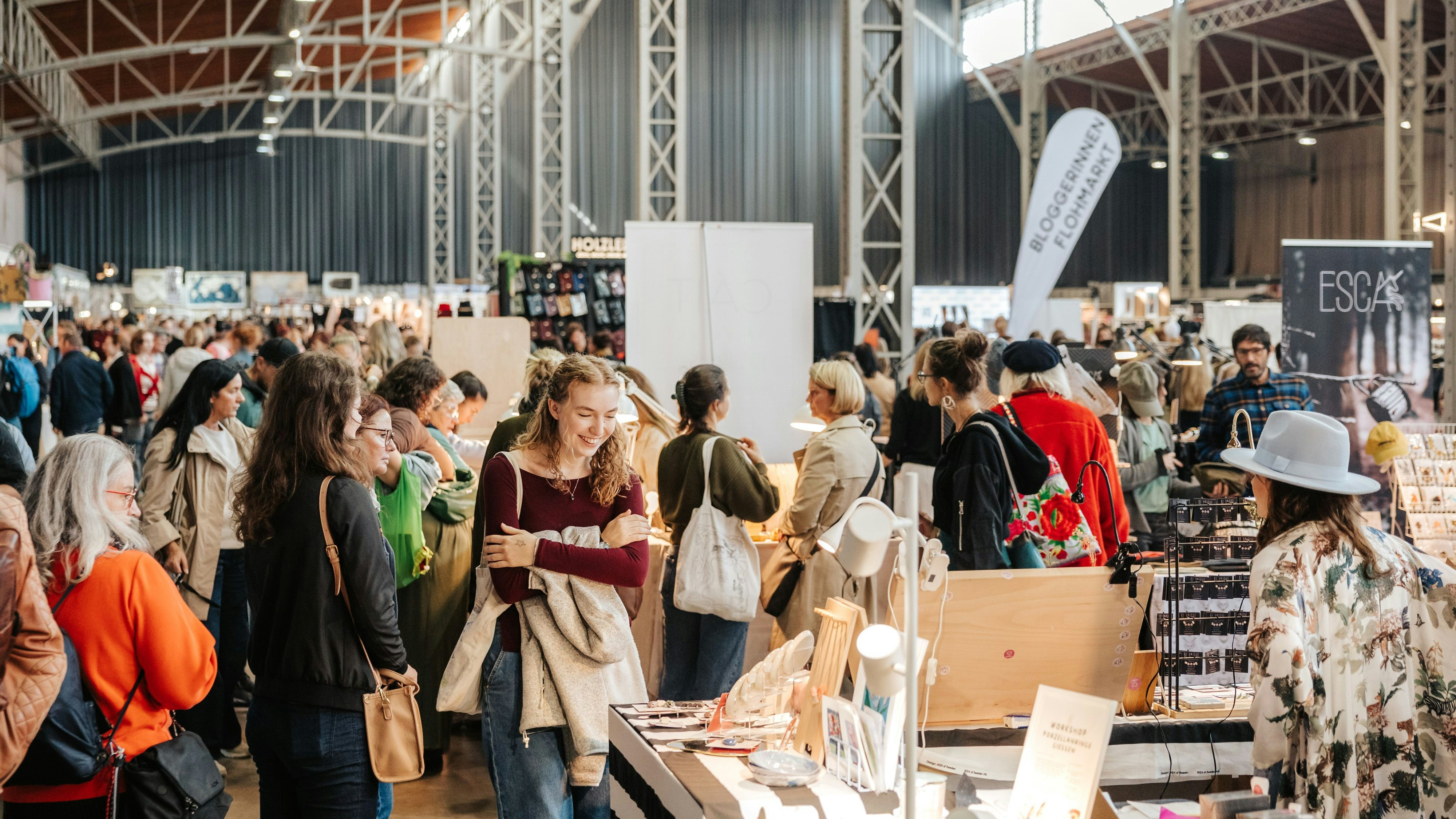 Heute.at - Fashion & Deko – cooler Weihnachtsmarkt wieder in Wien