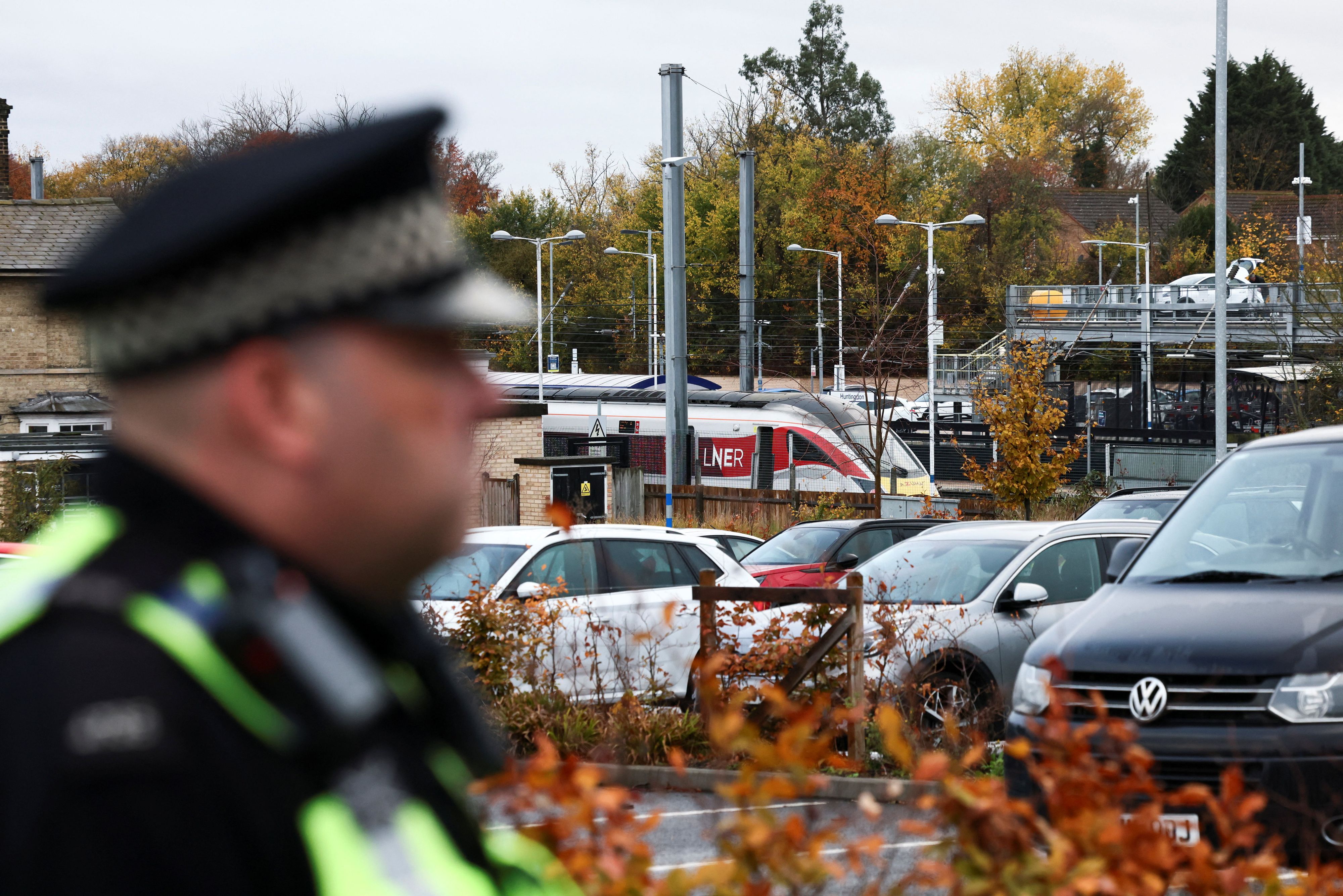 In einem Zug in England kam es zu einem schrecklichen Messerangriff.