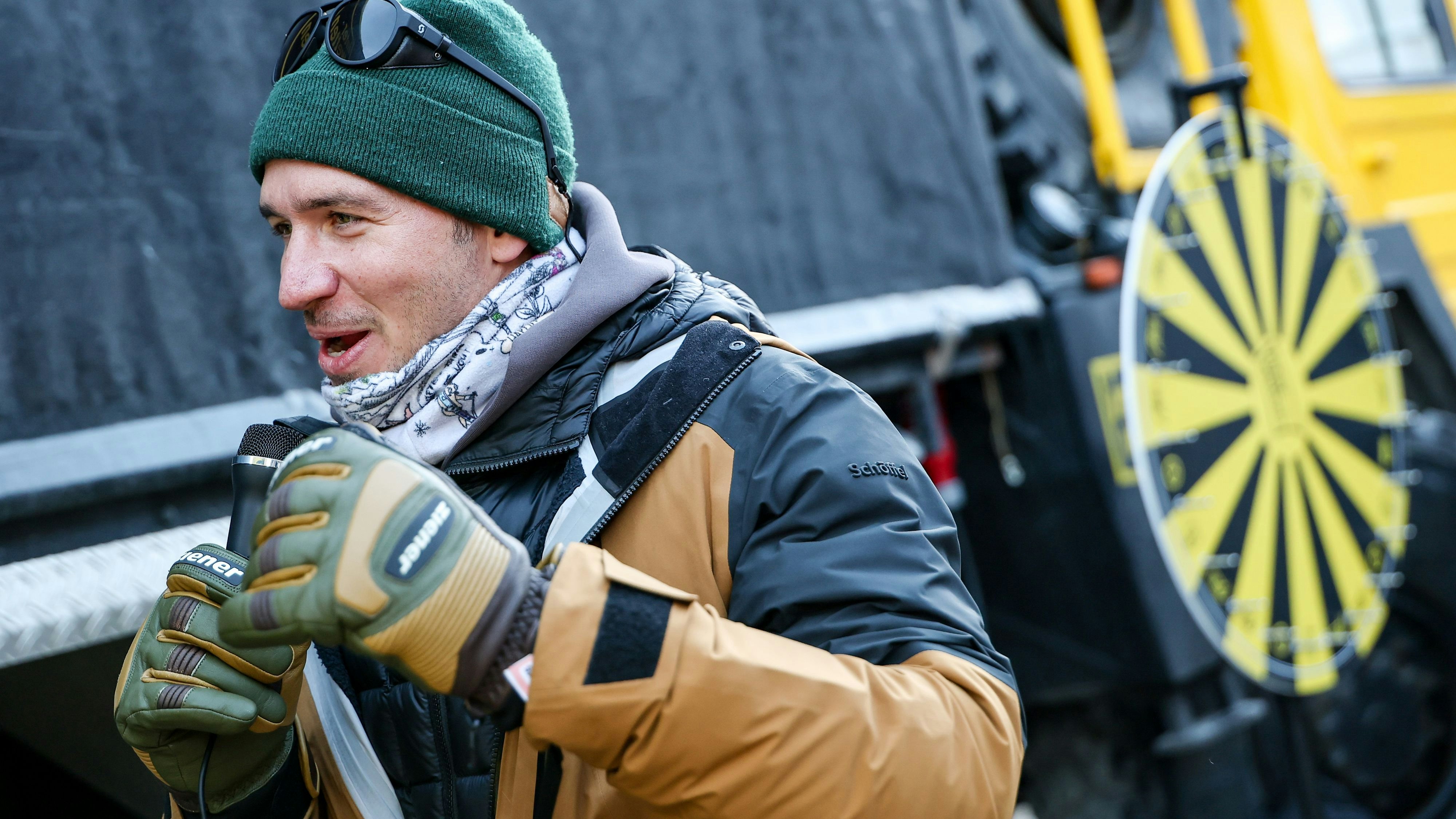 Heute.at - Arbeitsverweigerung – Neureuther platzt der Kragen