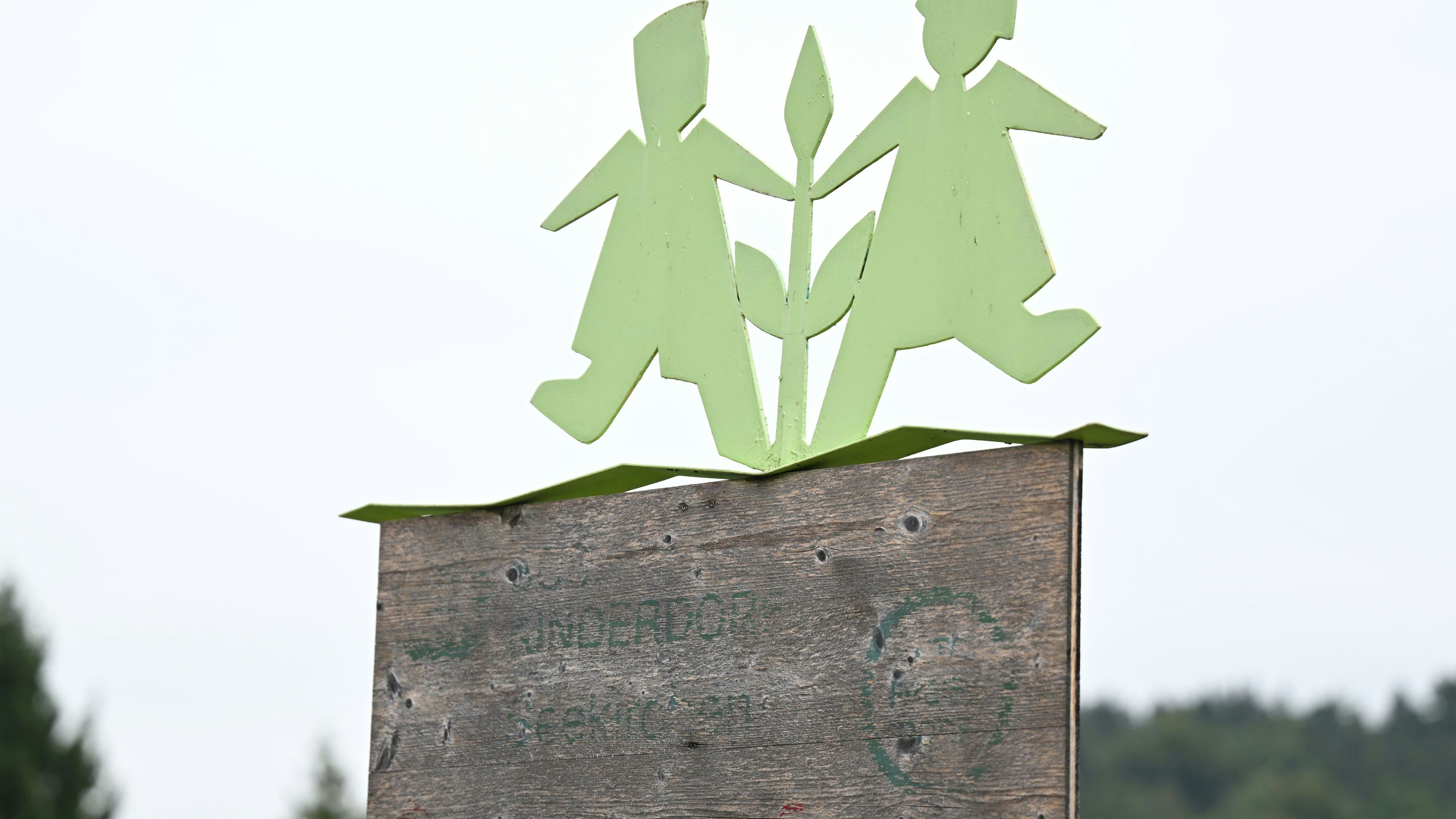 Heute.at - Schläge vom Leiter – wieder SOS-Kinderdorf im Visier