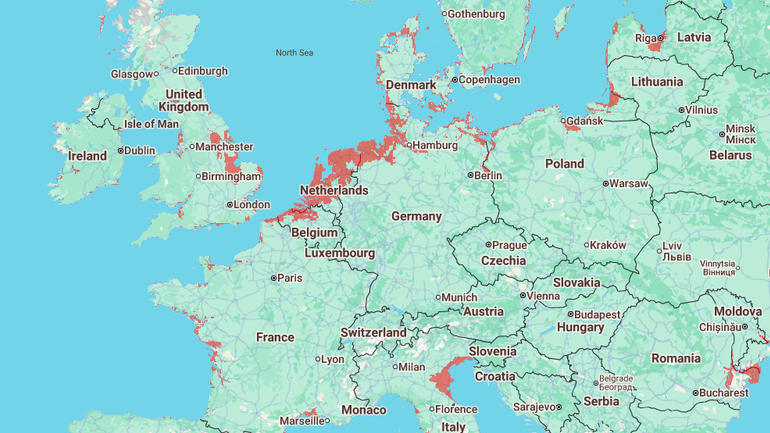 Bedrohte Küsten in Norddeutschland, den Niederlanden, Ostengland und Italien (Obere Adria).