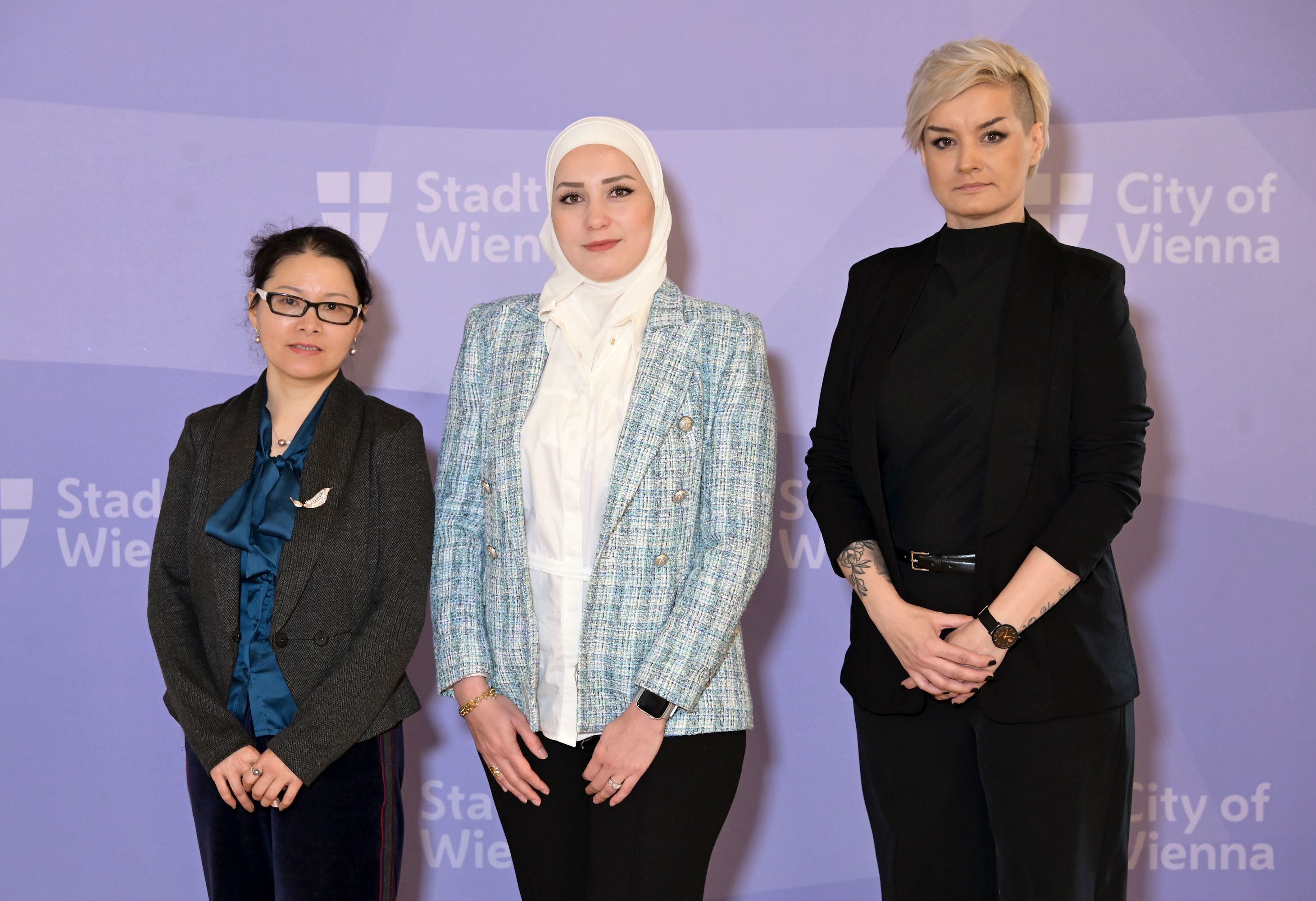 Hui Yuan, Batoul Turkmani und Danijela Gajic (v.l.) lassen sich neu ausbilden.