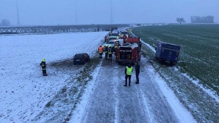 Auf dieser Landstraße passierte der Unfall.