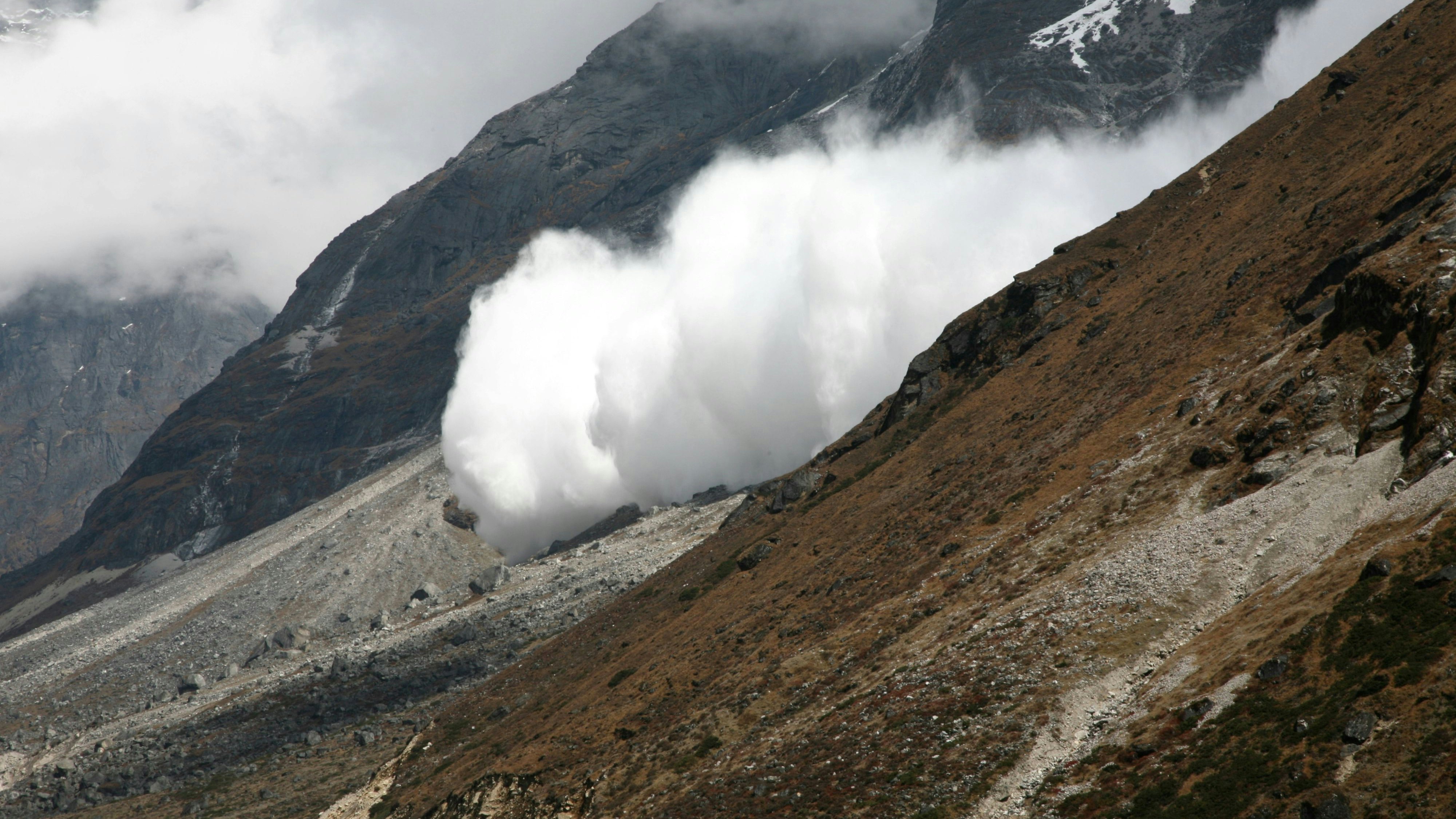 Heute.at - Sieben Bergsteiger sterben bei Lawinenniedergang