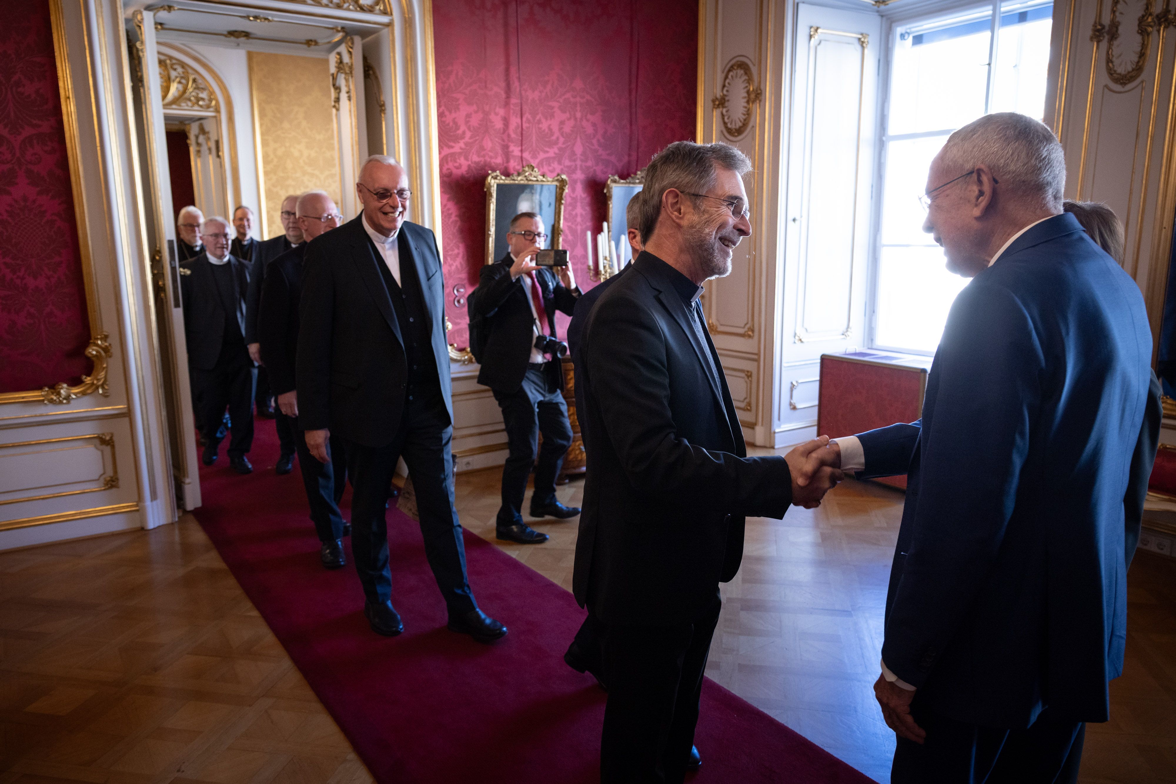 Josef Grünwidl beim Handshake mit dem Staatsoberhaupt