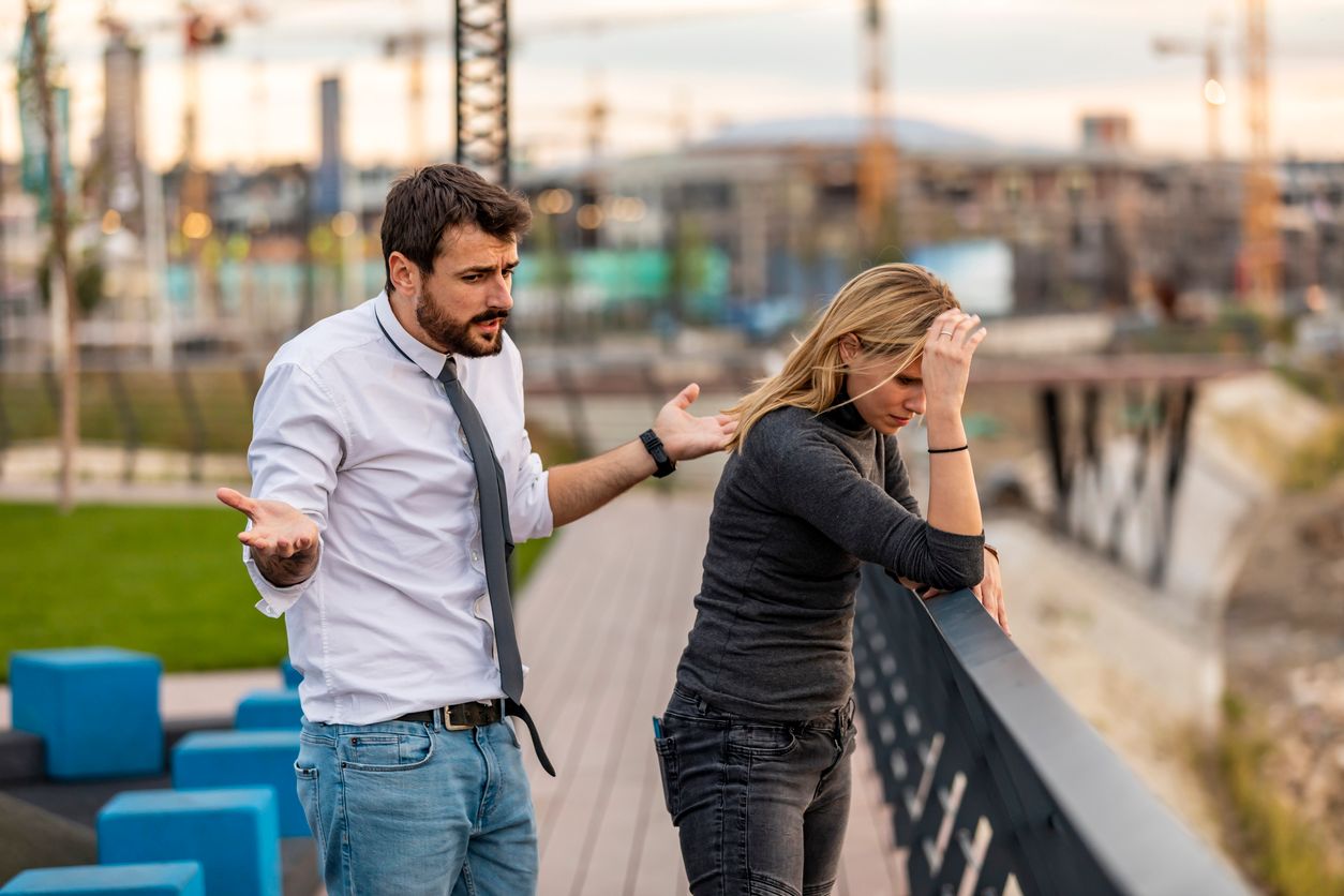 Frauen definieren sich immer weniger über ihre Partnerschaft. Sie hinterfragen die Rolle des Mannes zunehmend.
