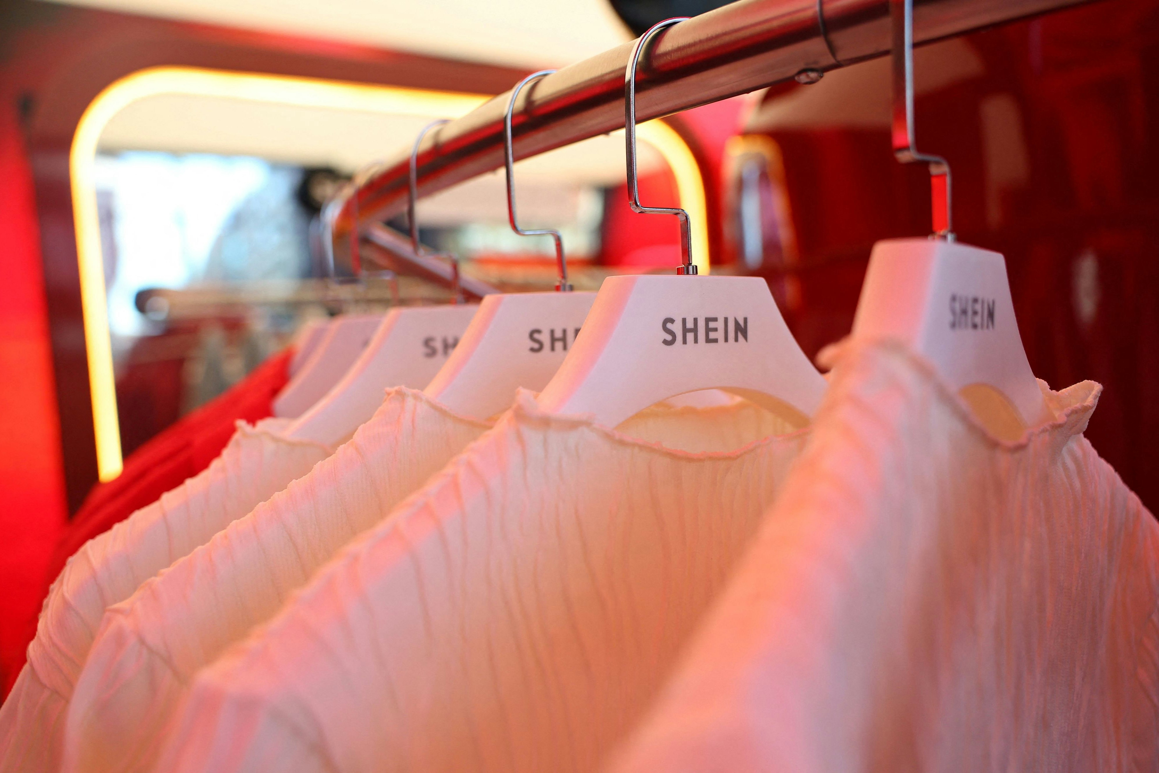 Edle Optik, wenig dahinter: Shein setzt auf tolle Warenpräsentation und edles Ambiente, die Qualität der Produkte lässt jedoch häufig zu wünschen übrig
