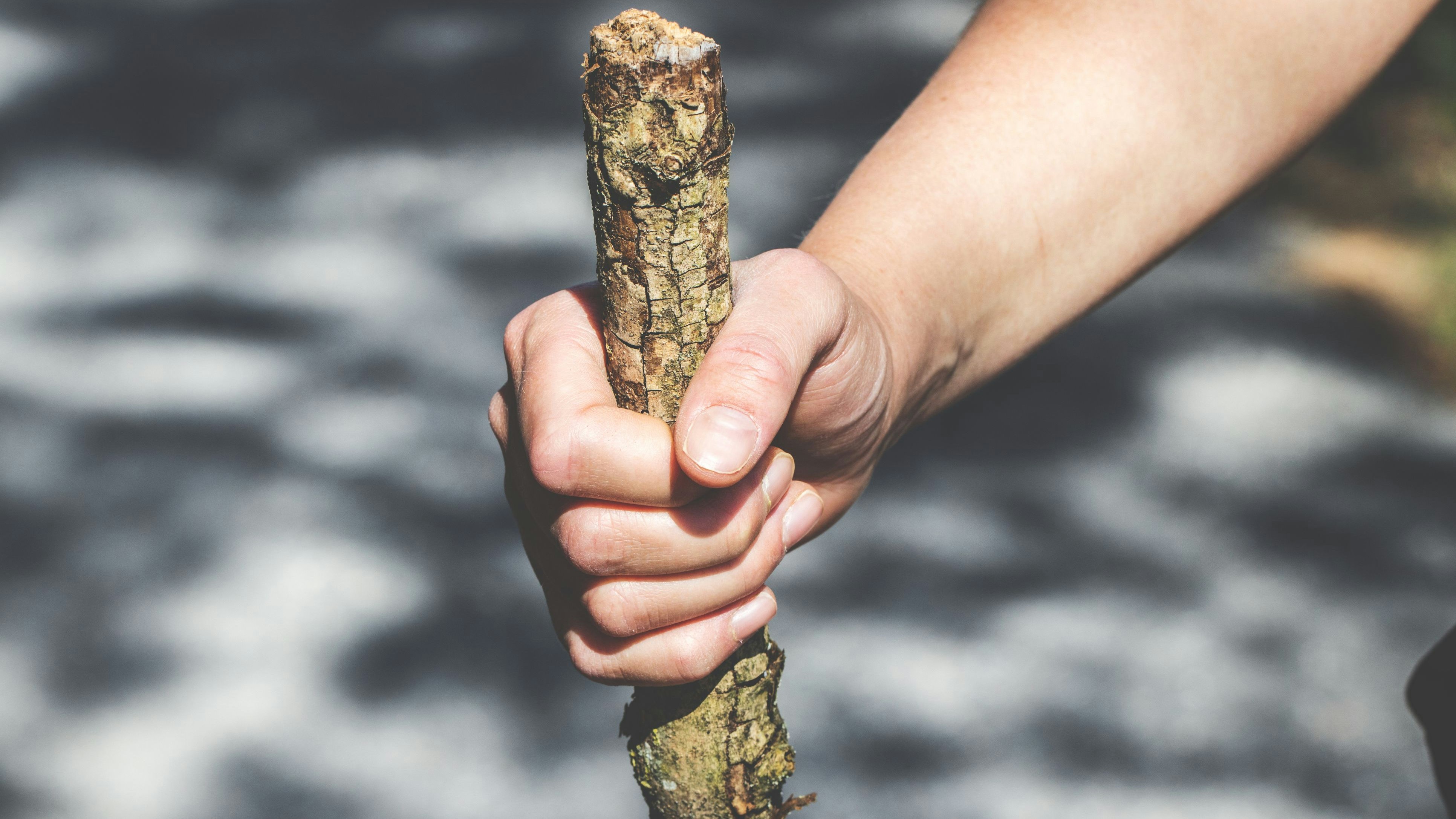 Heute.at - Singapur will Stockhiebe als Strafe für Online-Betrüger
