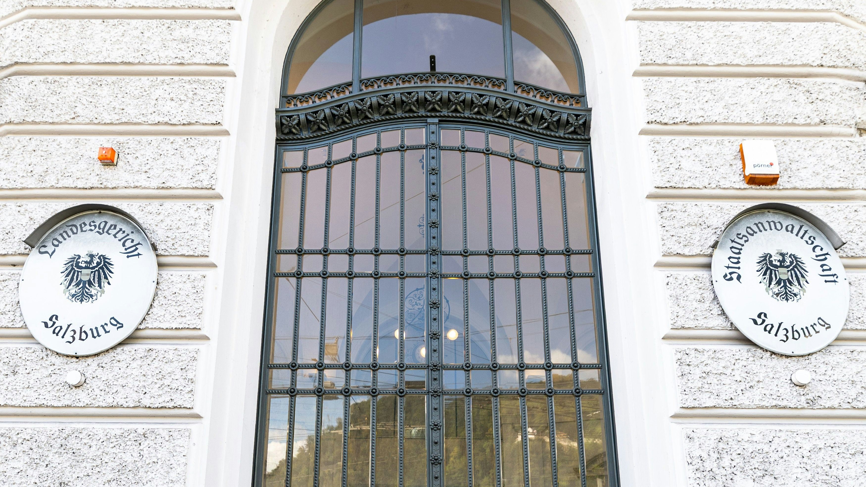 Heute.at - Bank-Angestellte zapften Millionen-Betrag ab