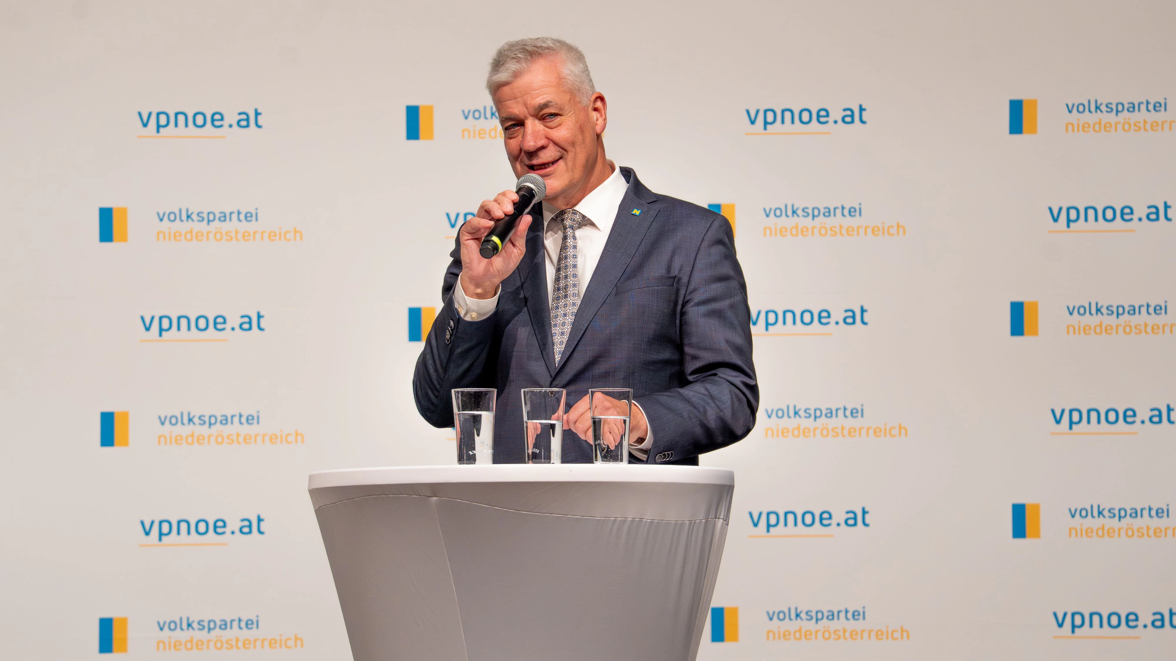 Anton Kasser, Landesrat für Kliniken.
