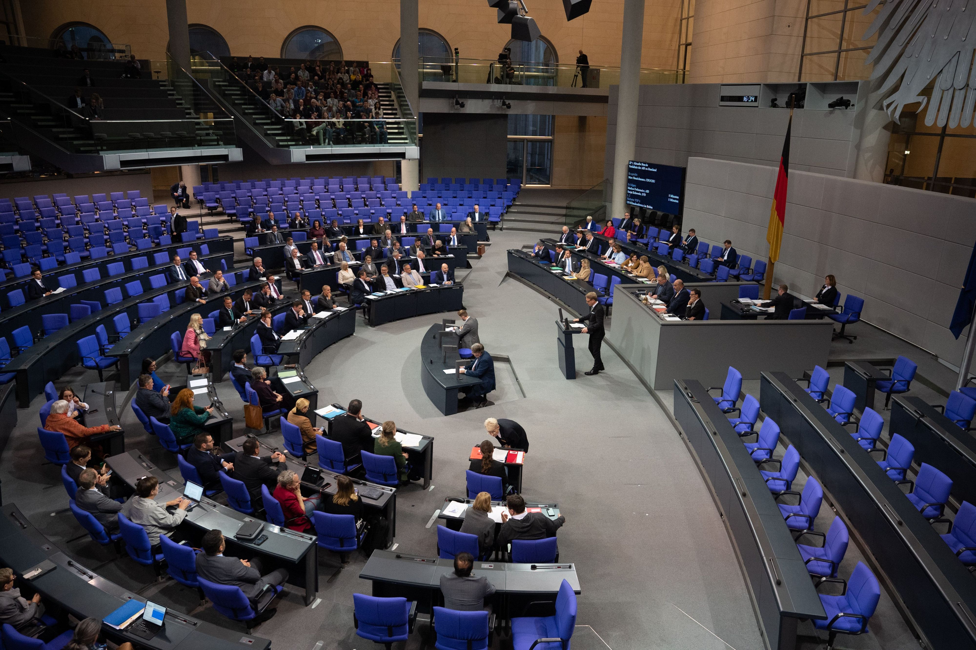 Marc Henrichmann (CDU) während seiner Vorwürfe gegen die AfD im Bundestag, 5. November 2025.