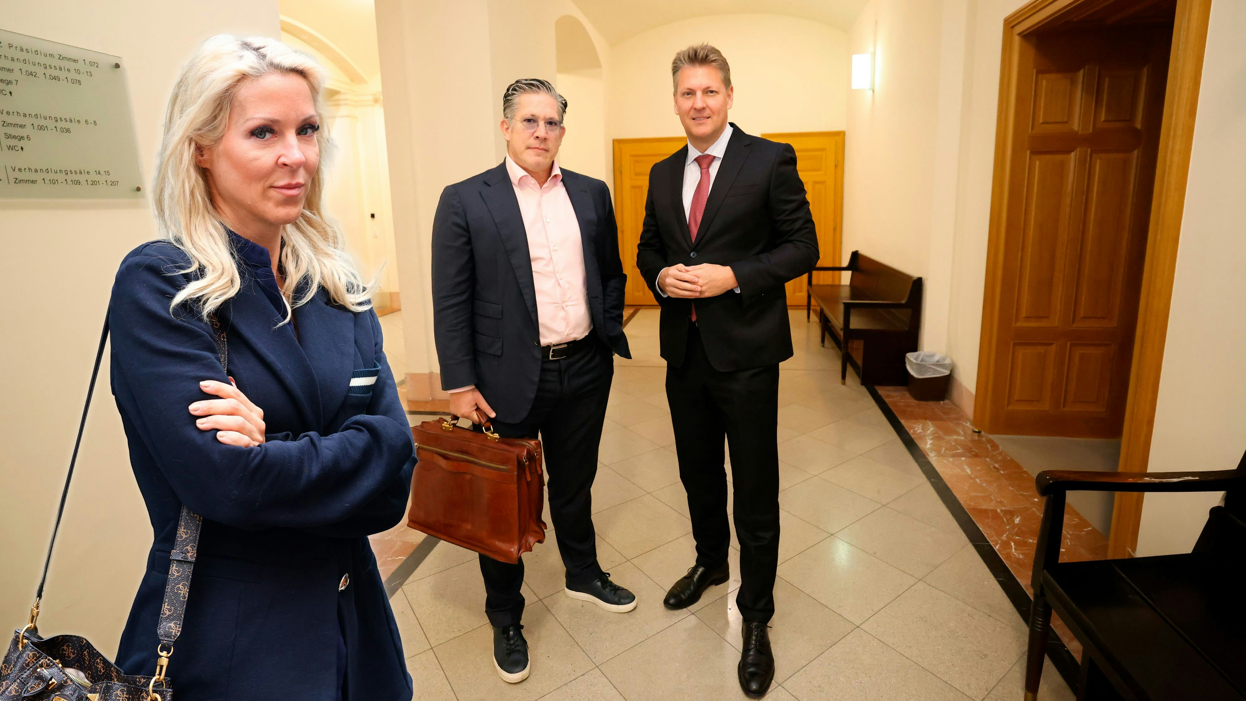 Heute.at - Geheime Lugner-Chats landen jetzt vor Gericht