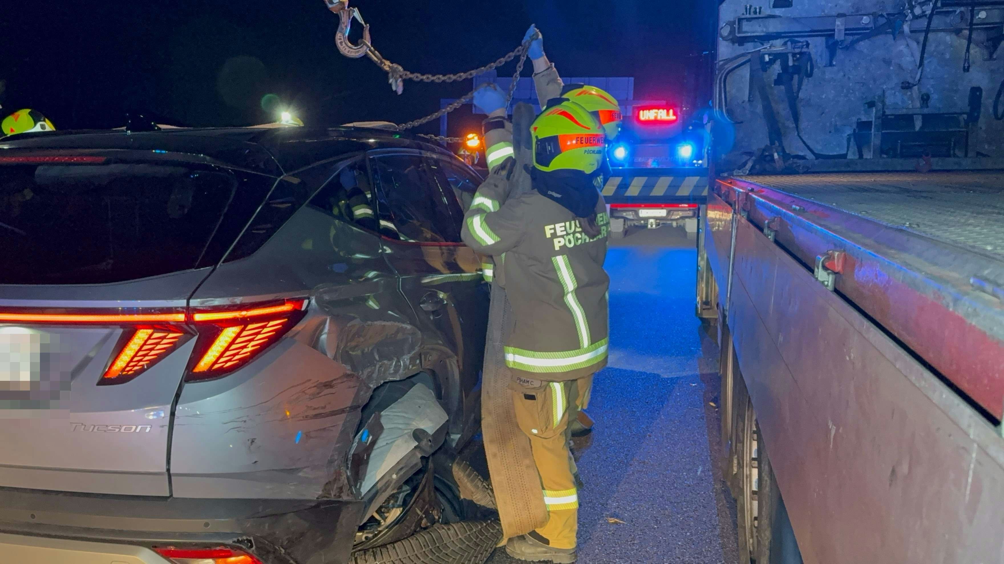 Heute.at - Großeinsatz in NÖ! Massen-Crash auf der A1 Westautobahn