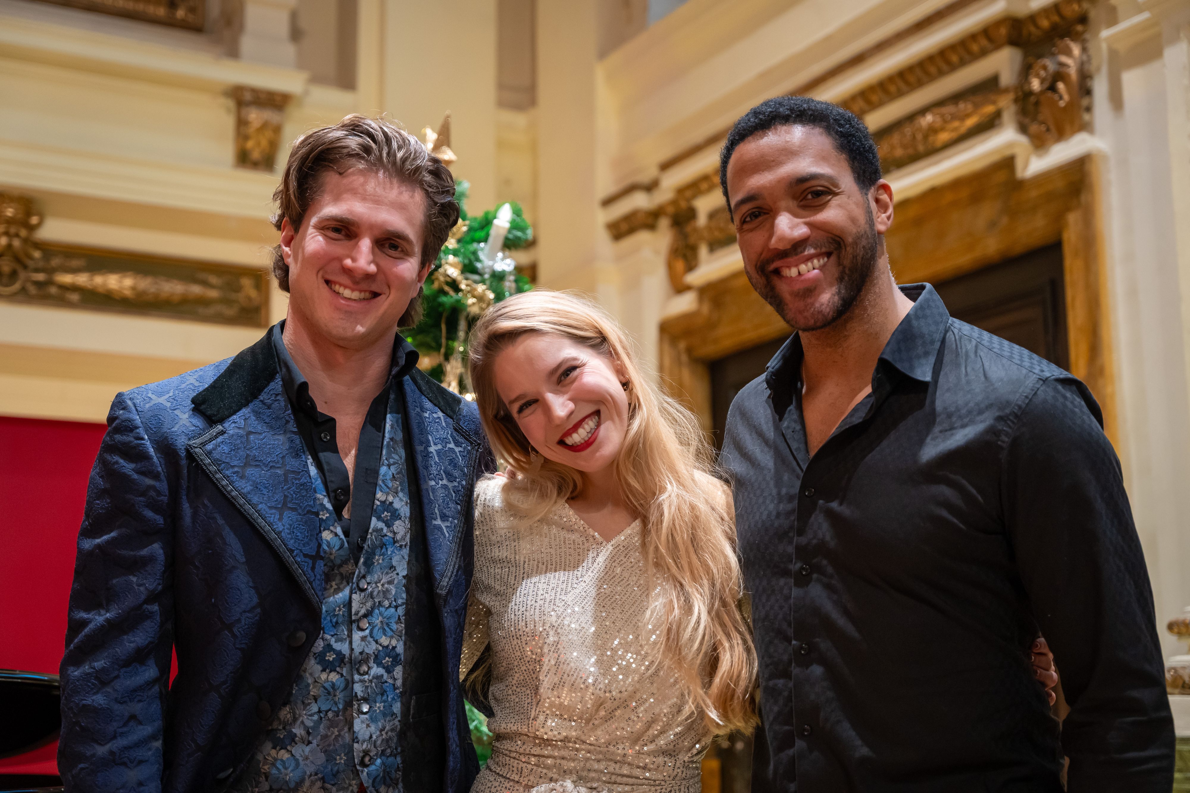 Daniel Gutmann, Amélie Hois und Cesár Sampson (v.l.) sorgen mit vier Konzert-Highlights für 