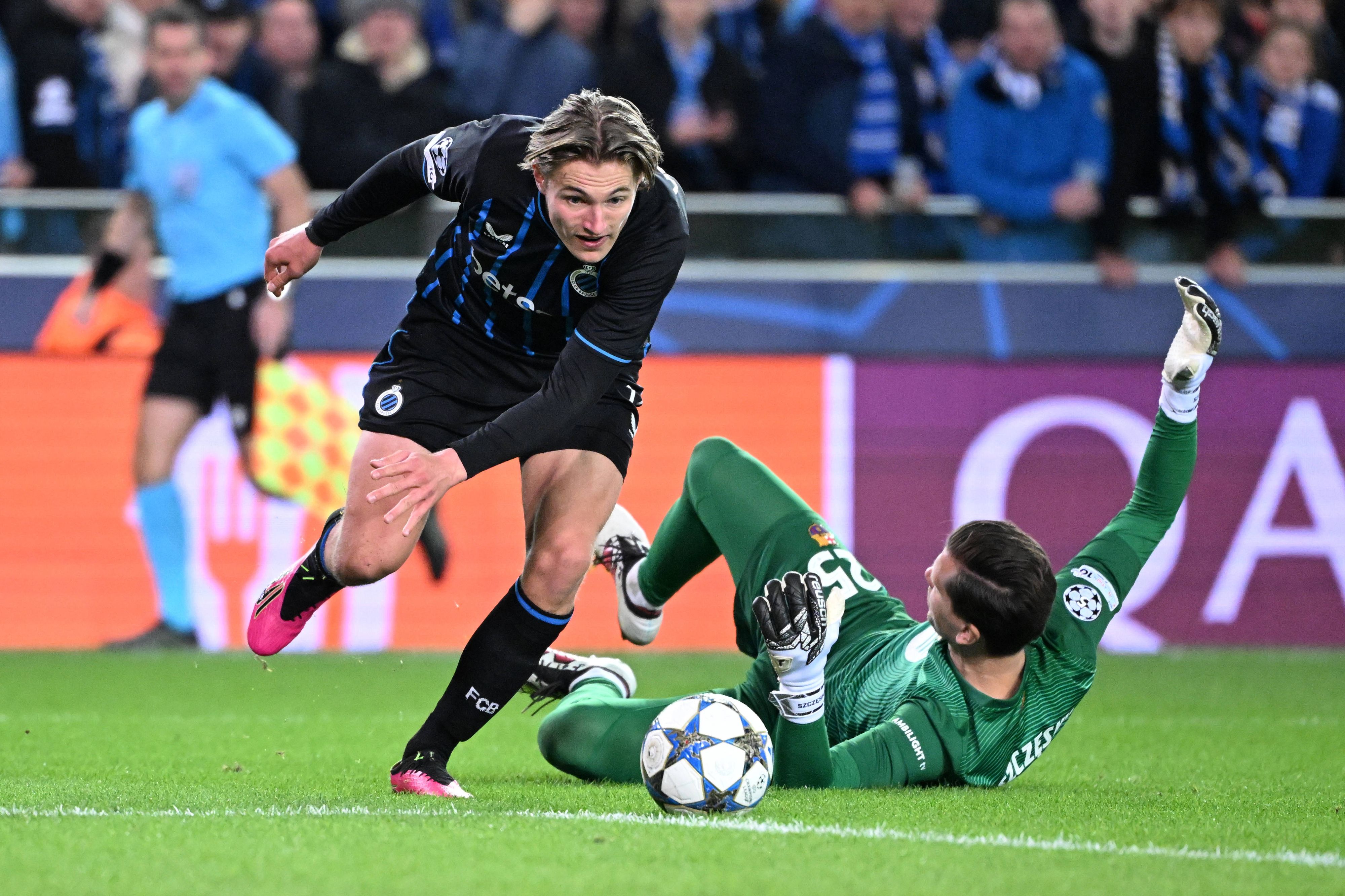 Barcelona hatte in dieser Szene Glück.