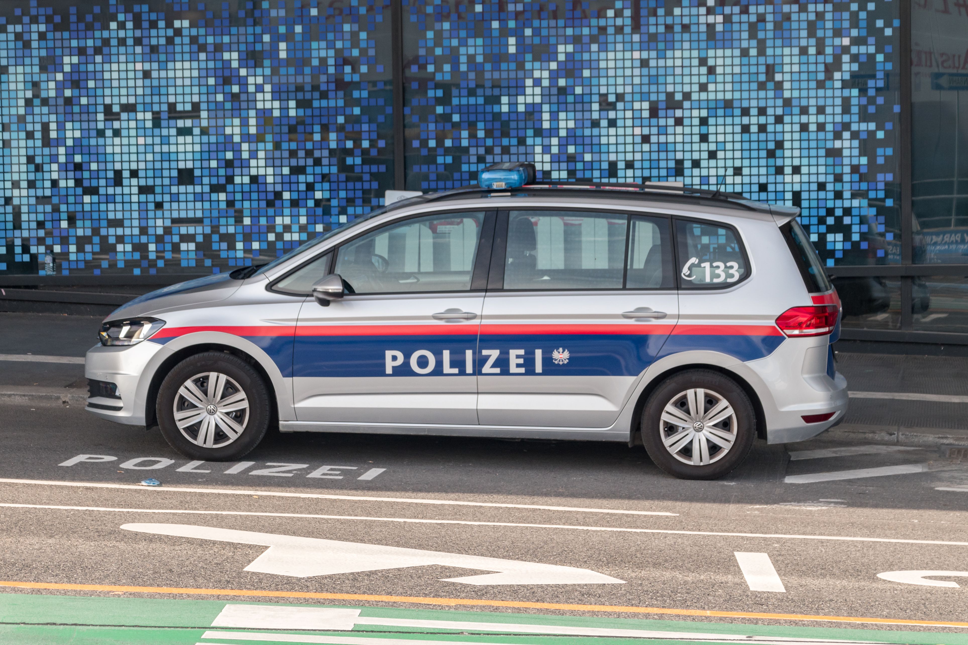 Die Fahndung nach den Männern verlief bisher ergebnislos. (Symbolbild)