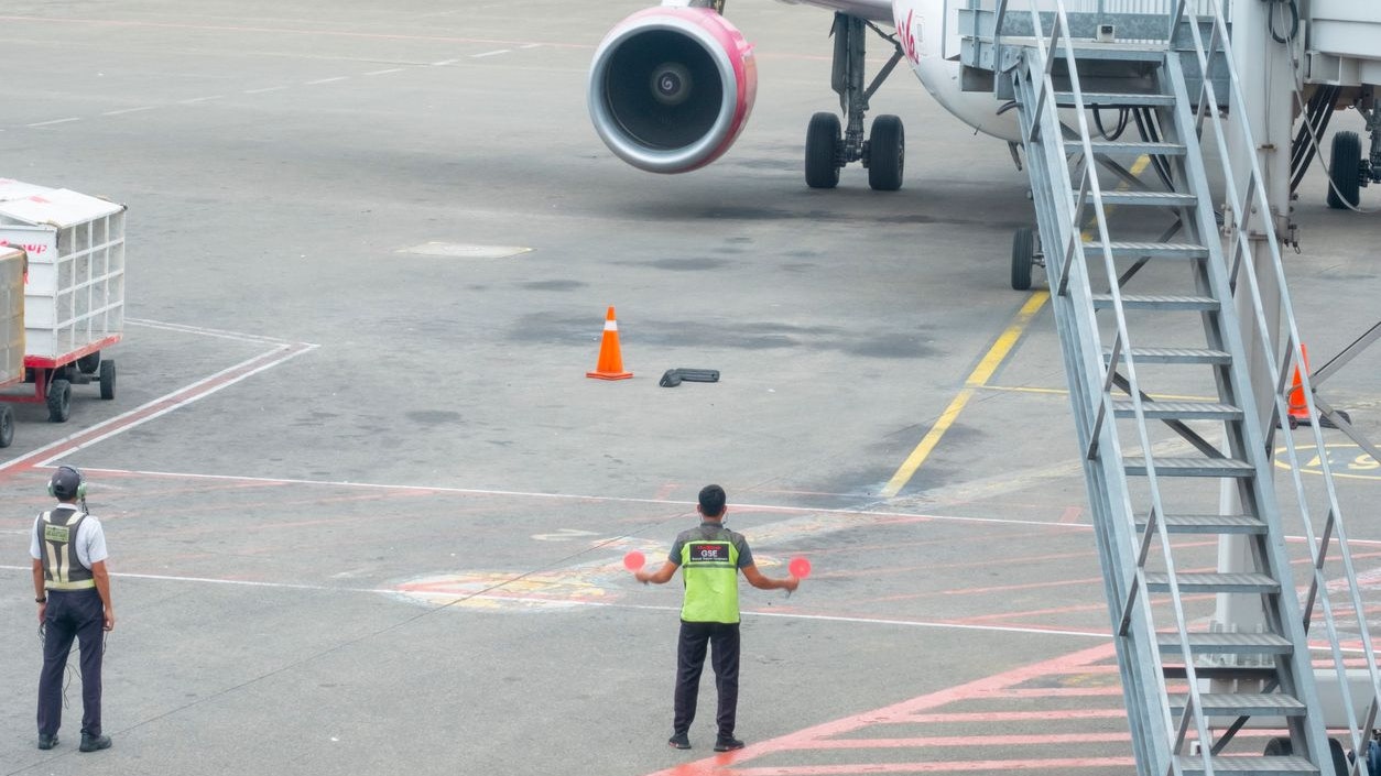 Heute.at - Zu wenig Lotsen – jetzt werden sogar Flüge gestrichen