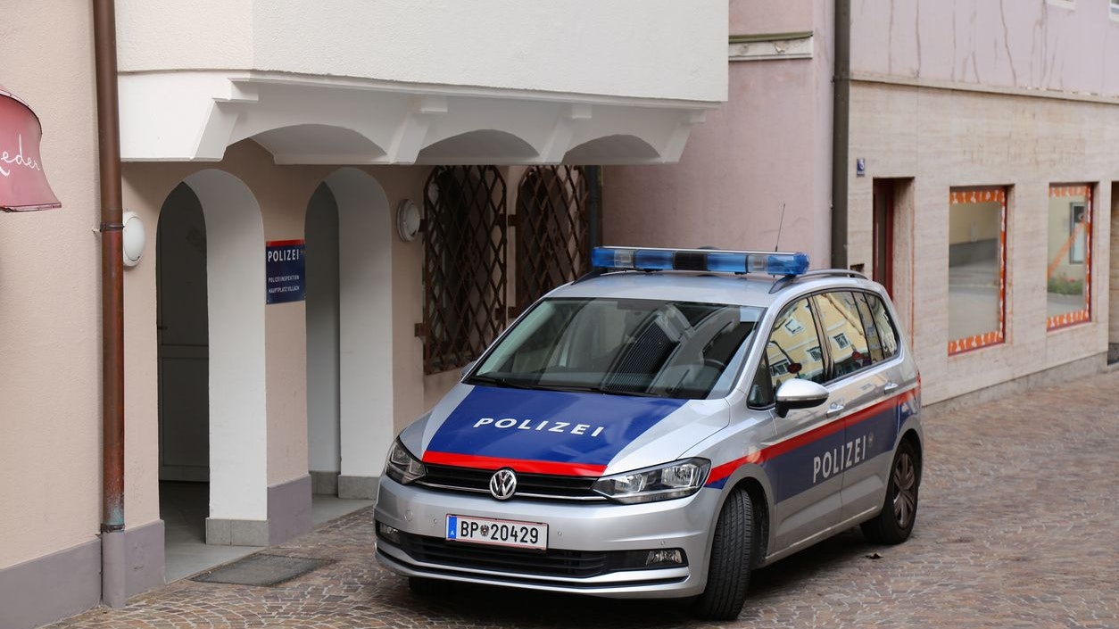 Heute.at - Auf frischer Tat ertappt! Wiener Polizei erwischt Dieb