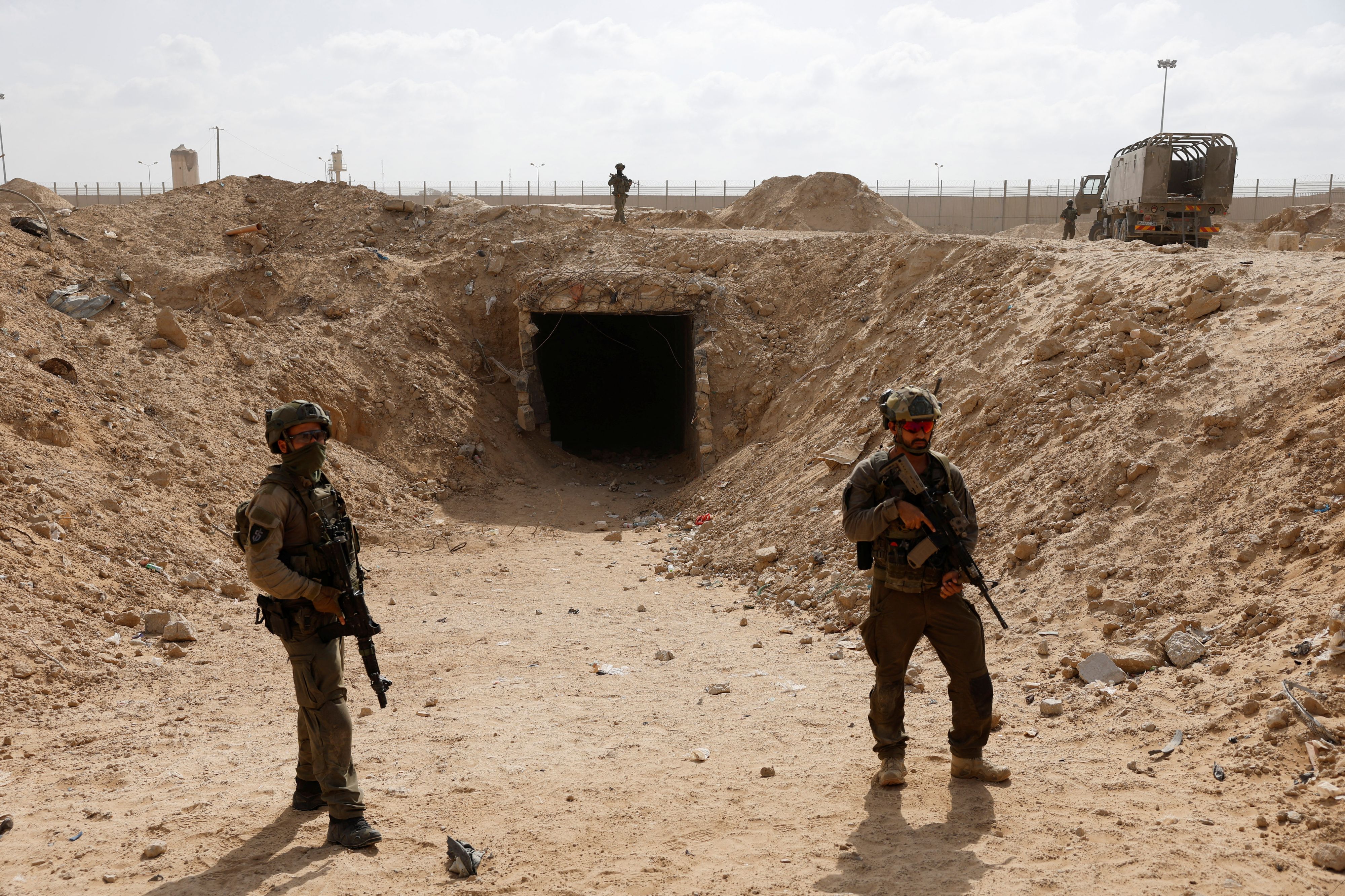 Heute.at - Hamas-Kämpfer in eigenem Tunnelsystem eingeschlossen