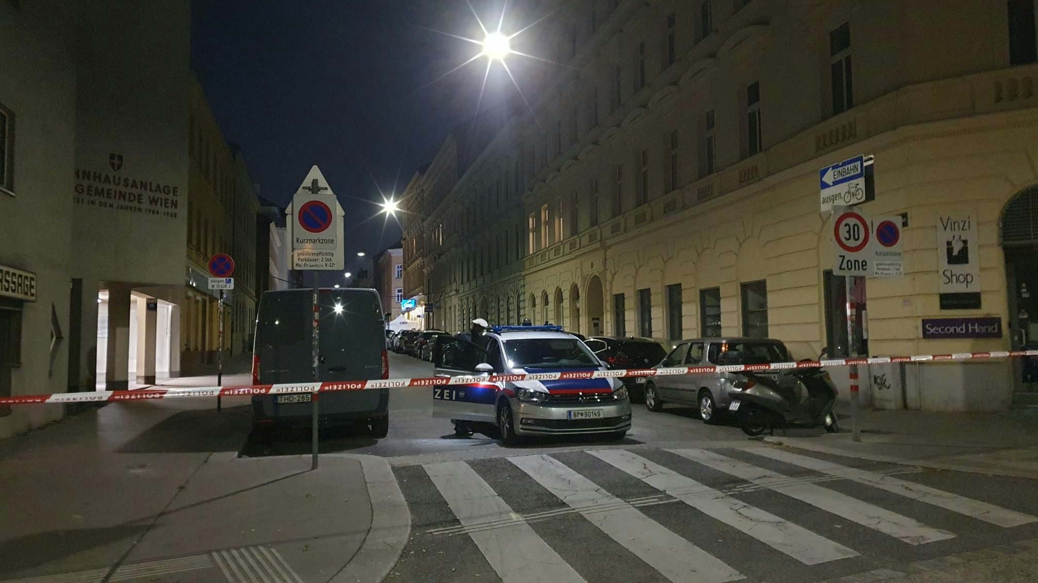 Heute.at - 2. Verdächtiger stellt sich – Haupttäter auf der Flucht