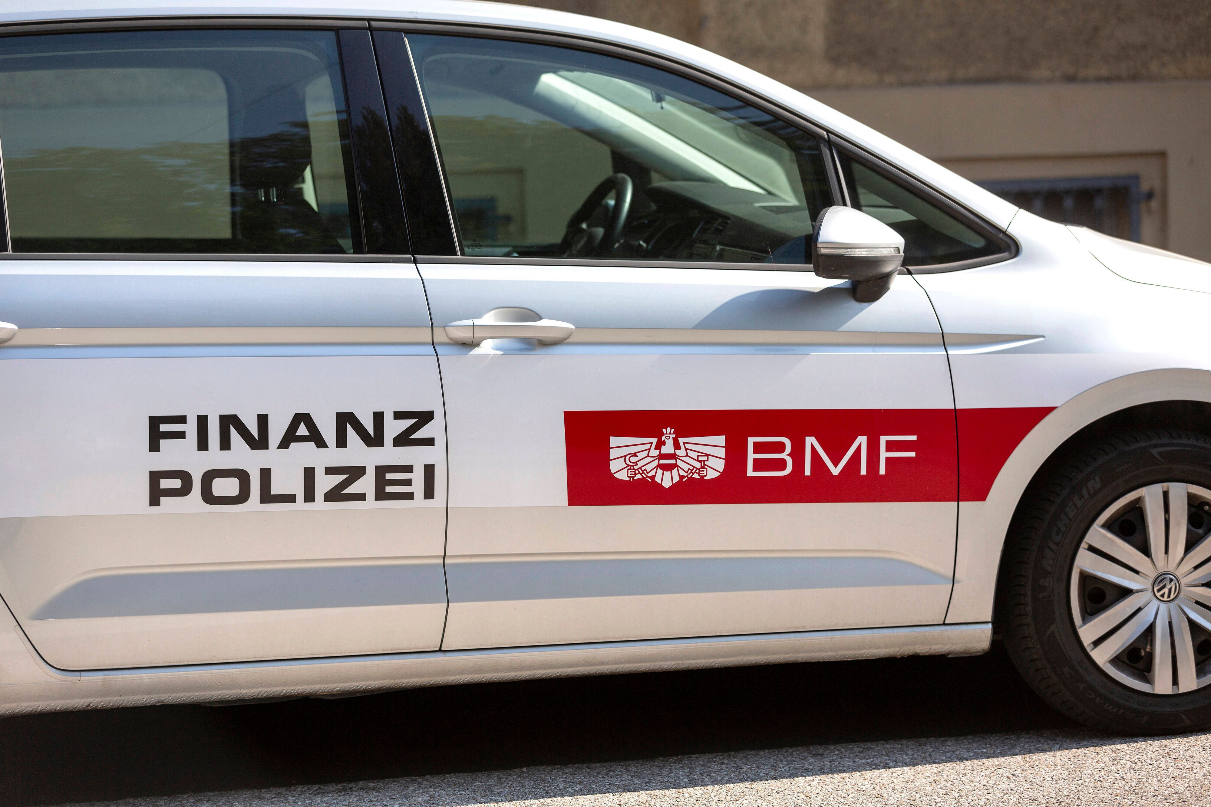 Die Finanzpolizei hat Almhüttenbetriebe in Tirol und Vorarlberg kontrolliert. Symbolbild.