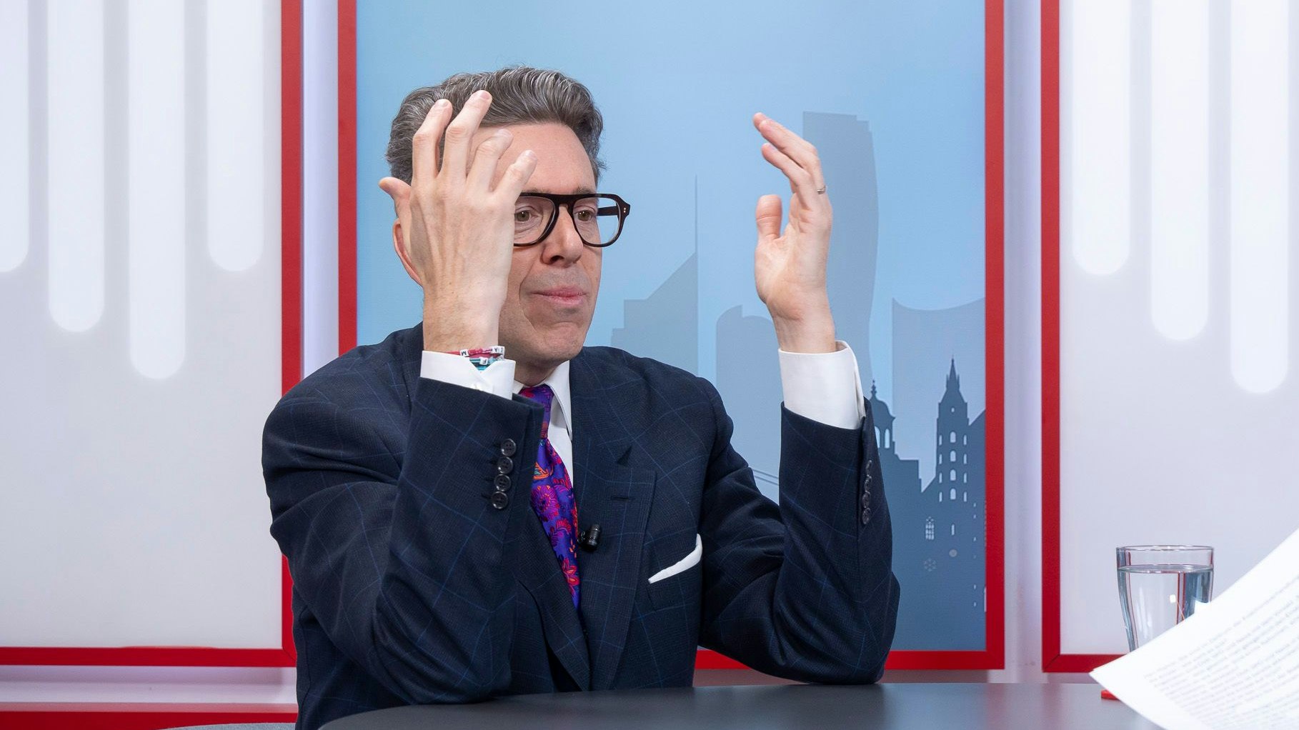 Heute.at - Rücktritt fix – Harald Mahrer wirft das Handtuch