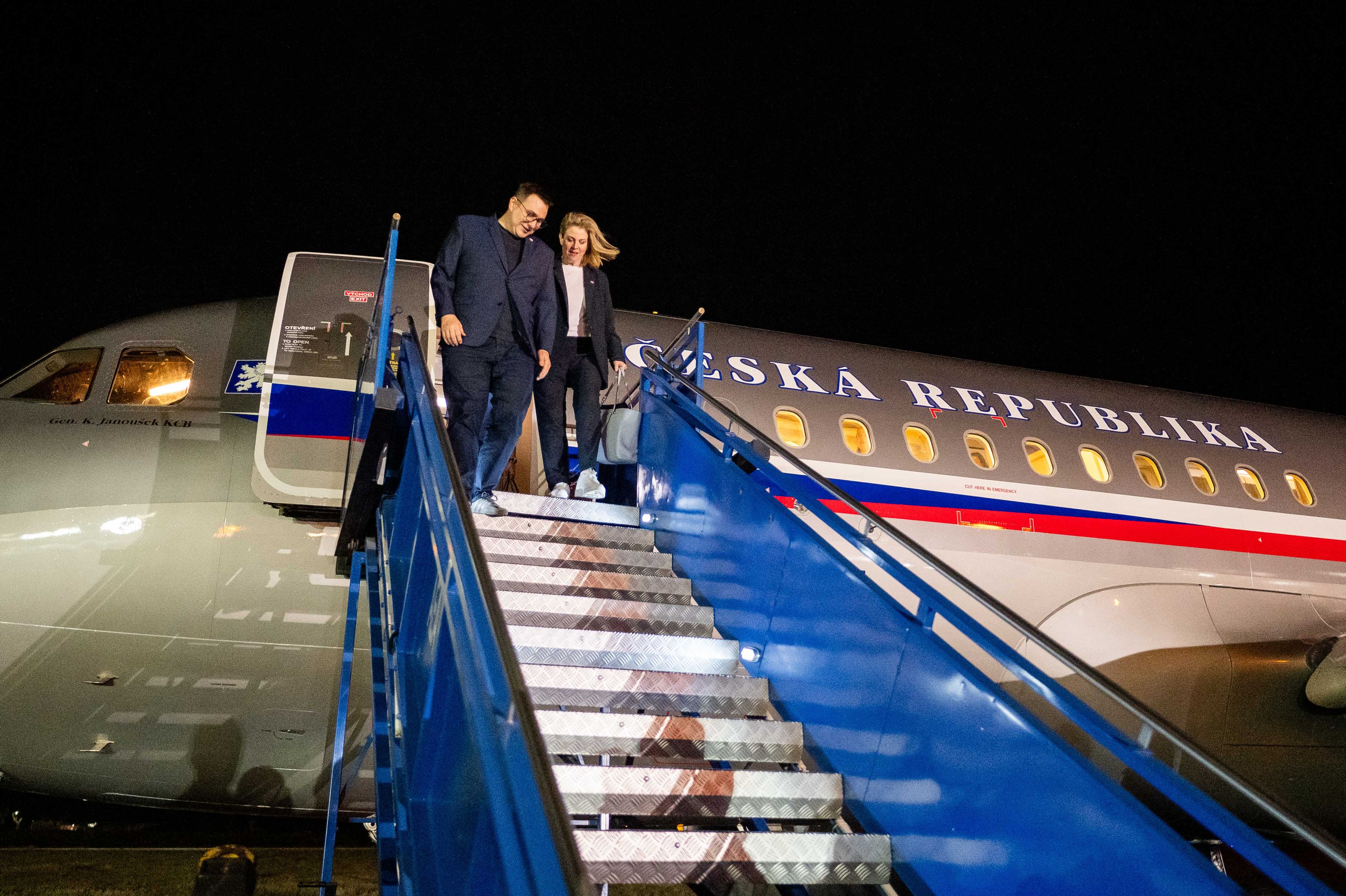 Außenministerin Beate Meinl-Reisinger reiste mit ihrem tschechischen Amtskollegen Jan Lipavský zum EU-Gipfel nach Santa Marta, Kolumbien.