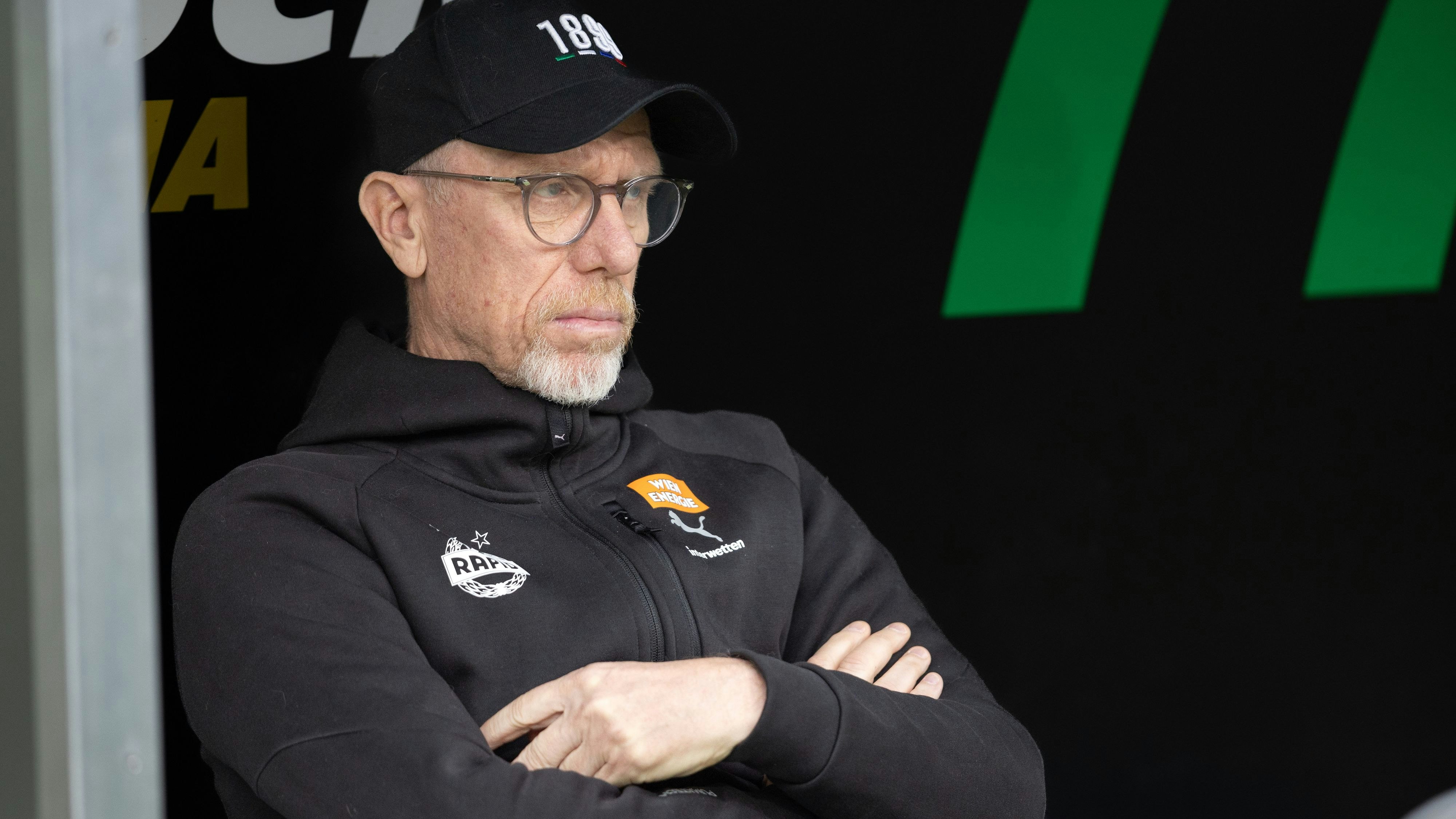 Heute.at - Stöger kündigt an: Es wird eine Veränderung kommen