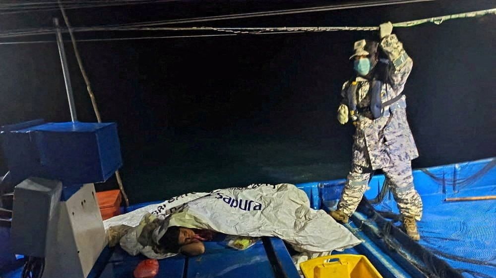 Heute.at - Schiffsunglück vor Malaysia – mindestens ein Toter