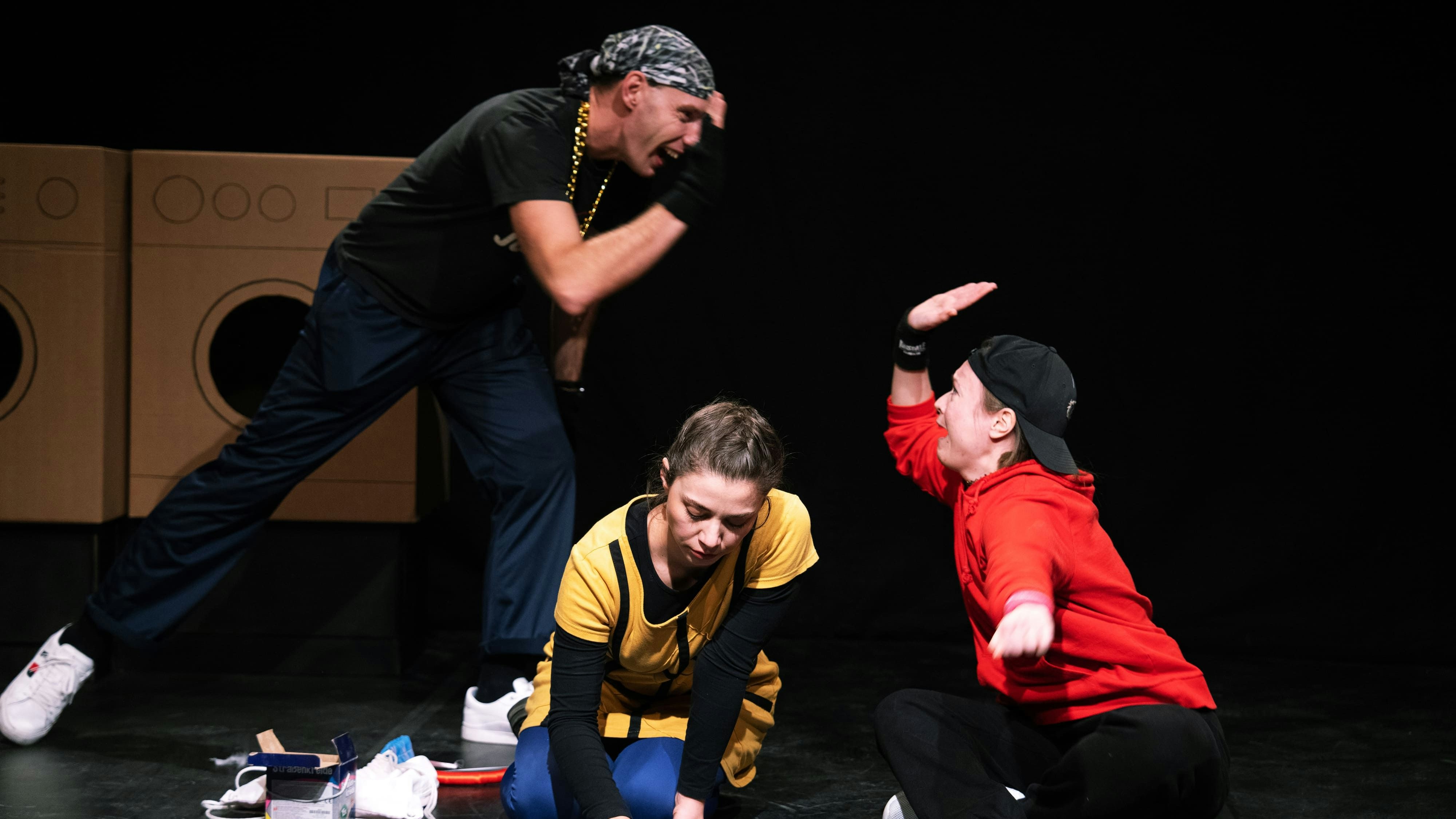 Heute.at - So ein Theater! Suche nach Bühnenstars im Gemeindebau