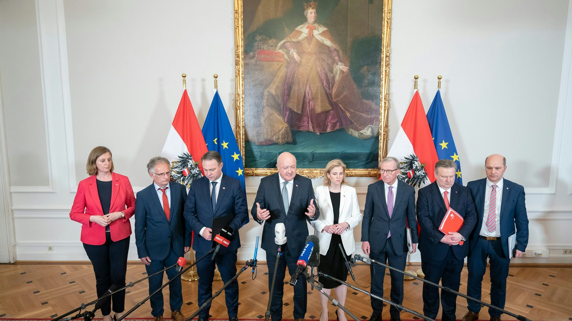 Anfang April gab die Regierung mit Vertretern von Ländern und Gemeinden den Startschuss für Gespräche zum gesamtstaatlichen Haushalt.