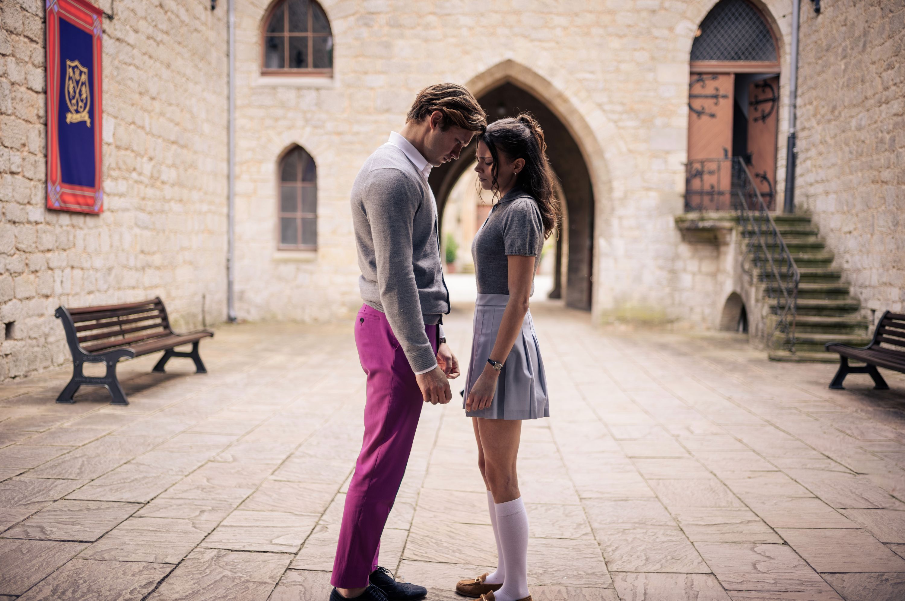 James Beaufort (Damian Hardung) und Ruby Bell (Harriet Herbig-Matten) sind verliebt.