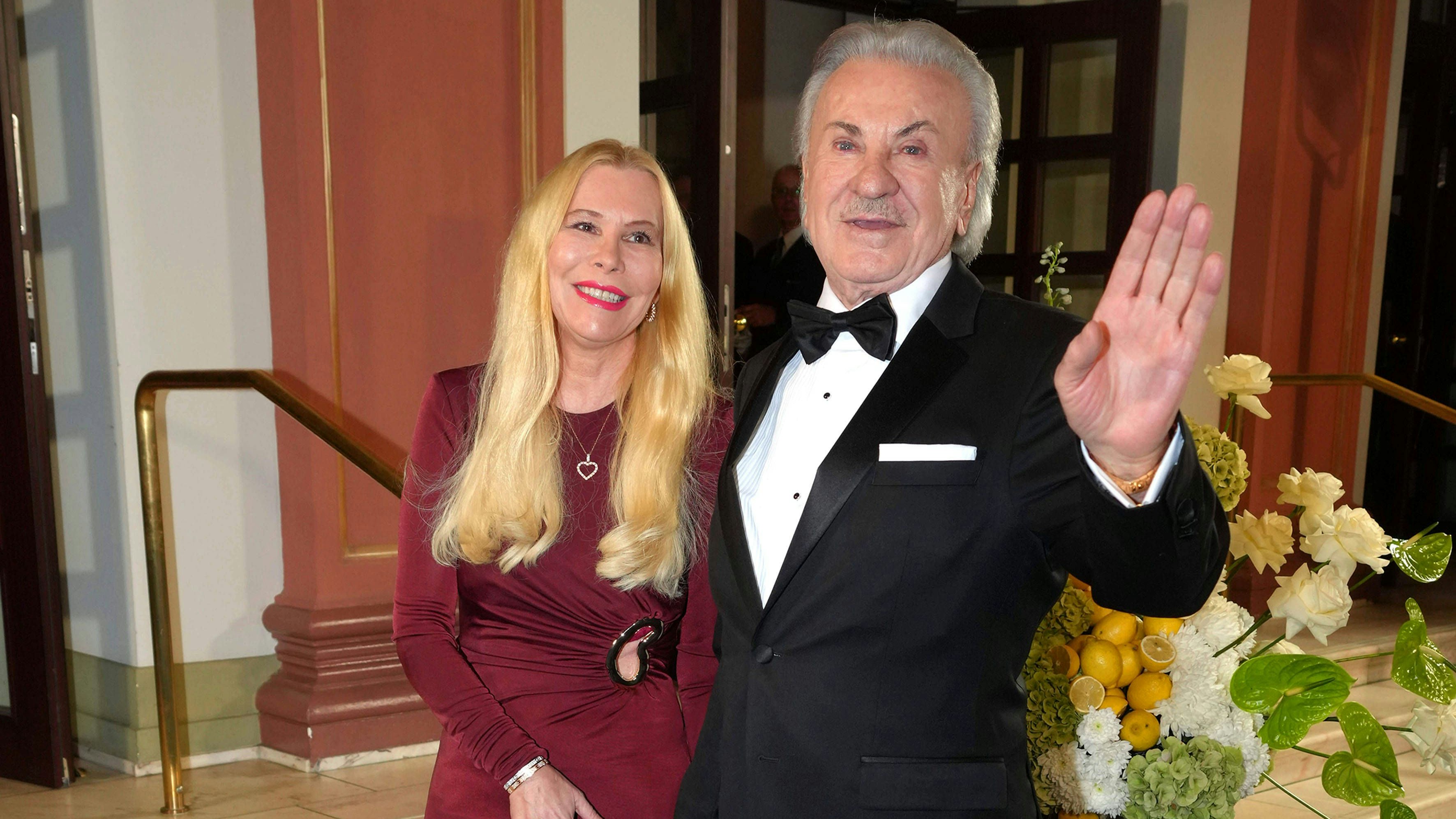 Ex-Schumi-Manager Willi Weber und seine Freundin Heike.