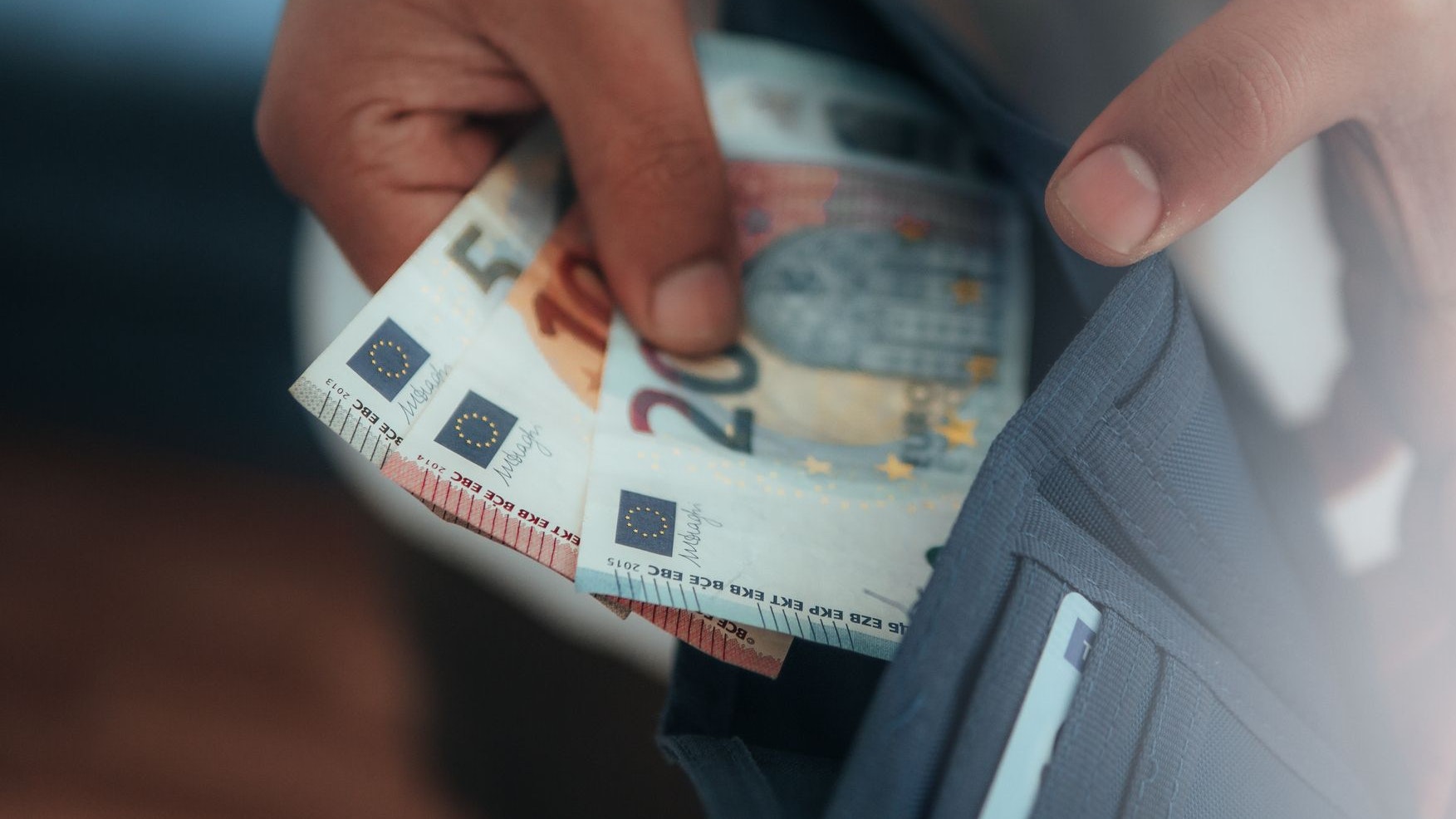 25 Euro wird für das E-Card-Service-Entgelt fällig.