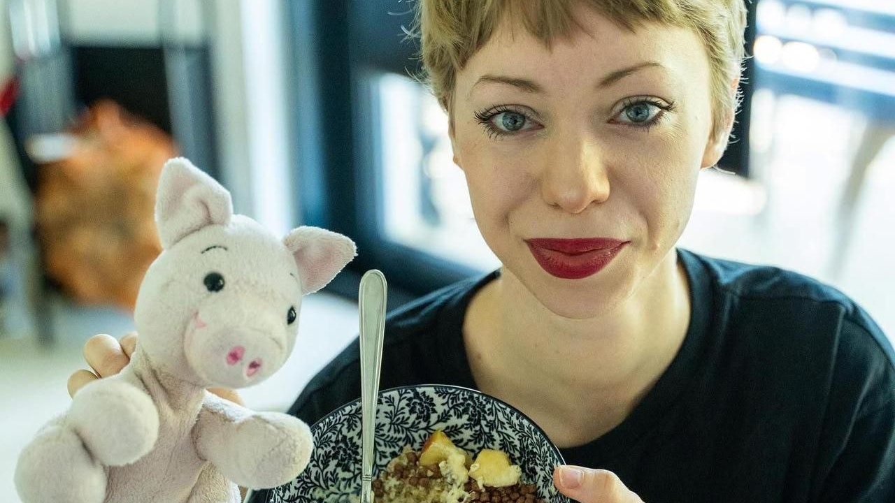 Heute.at - Militante Veganerin holt jetzt zum Rundumschlag aus