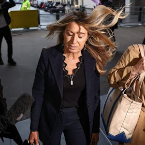 Brief enthüllt: Wie die BBC in Trumps Milliarden-Falle tappte